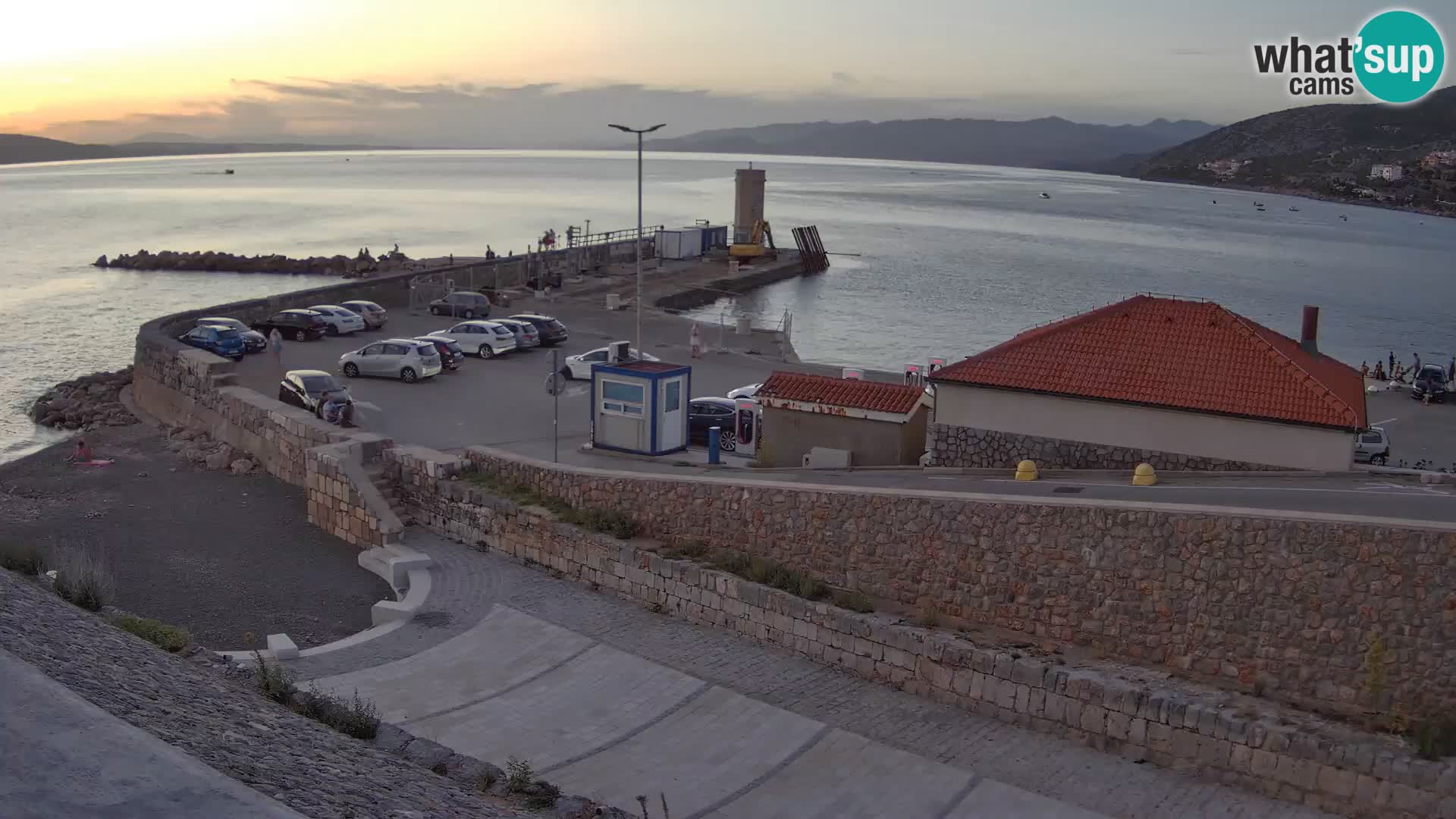 Webcam Porto di Segna – Frangiflutti e Faro in diretta