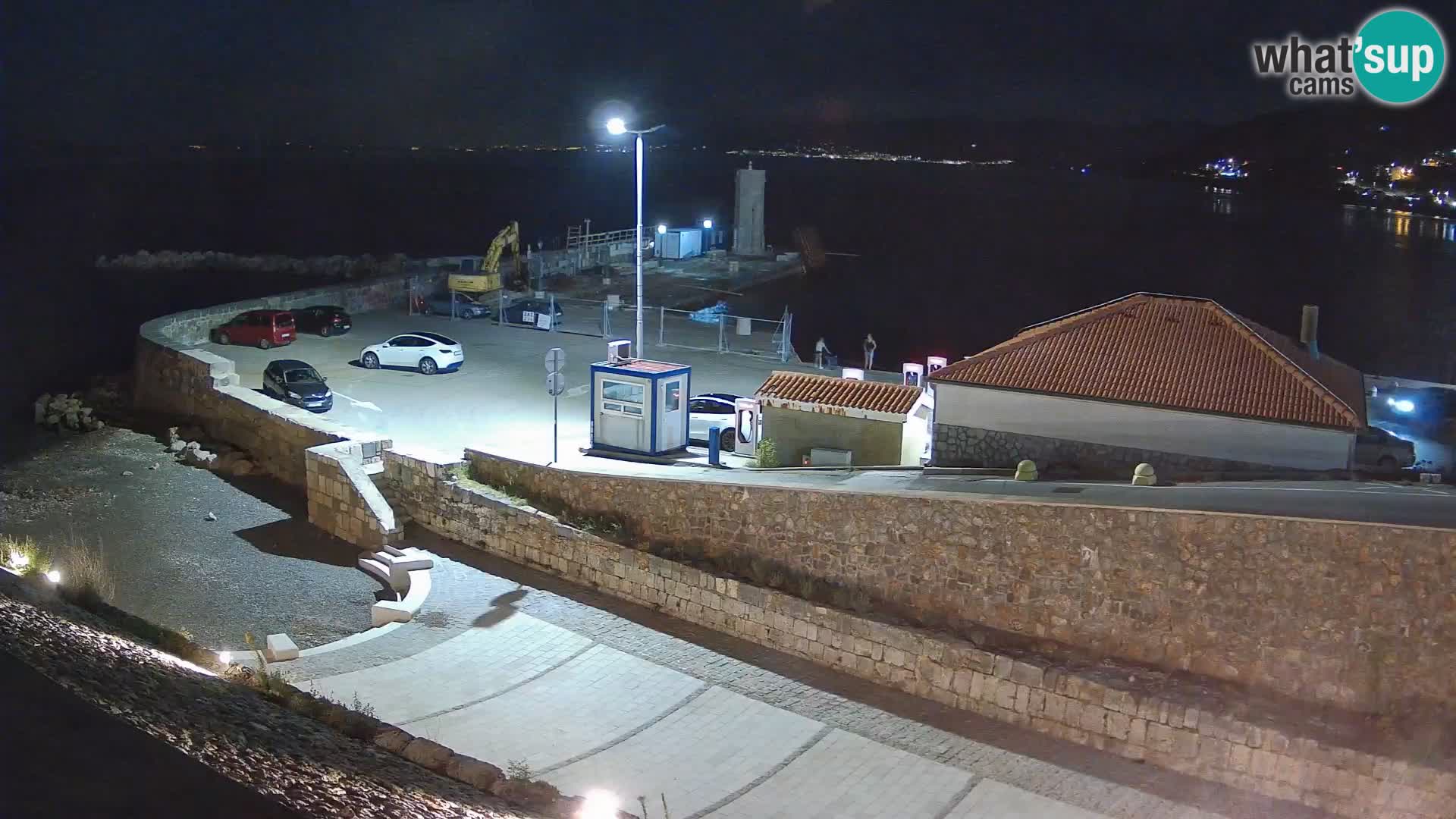 Senj Hafen Webcam – Wellenbrecher & Leuchtturm Liveblick