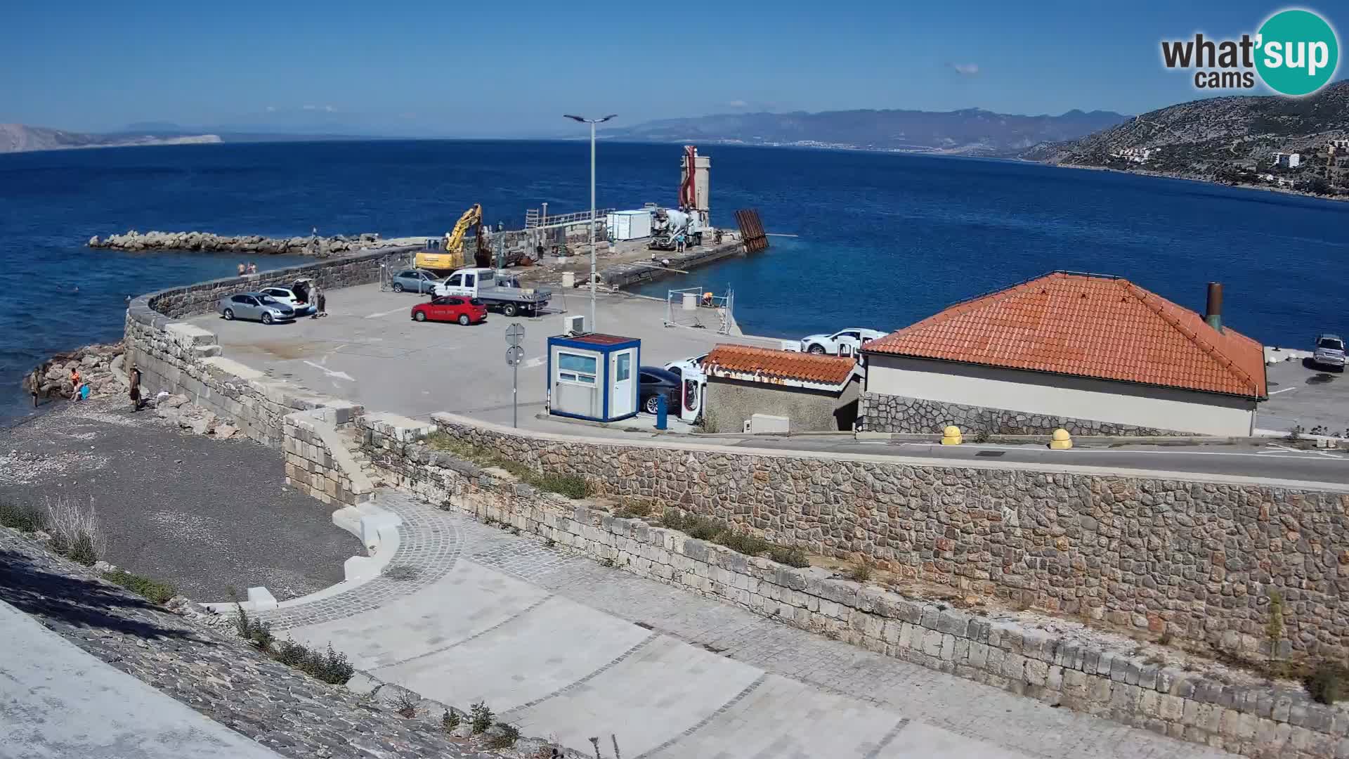 Webcam Porto di Segna – Frangiflutti e Faro in diretta
