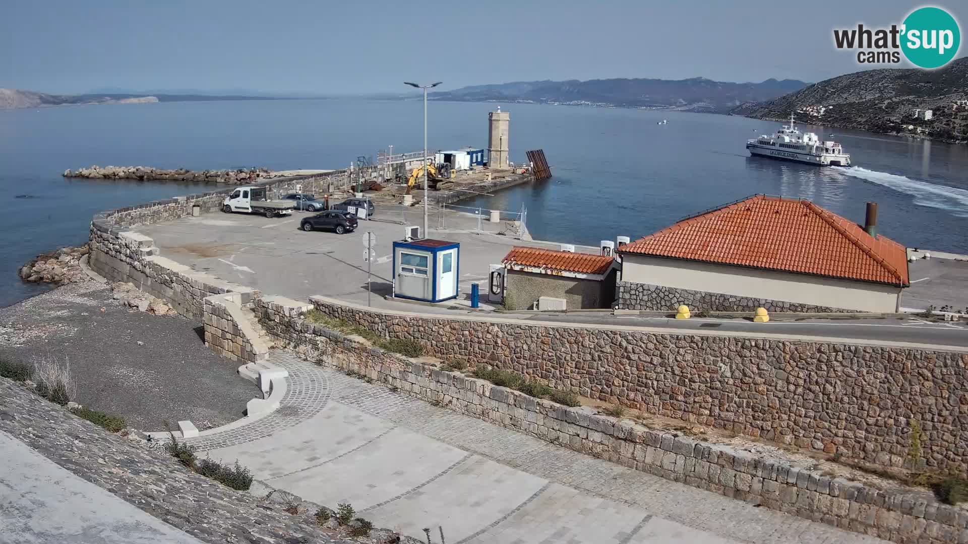 Webcam puerto de Senj – Rompeolas y faro en directo