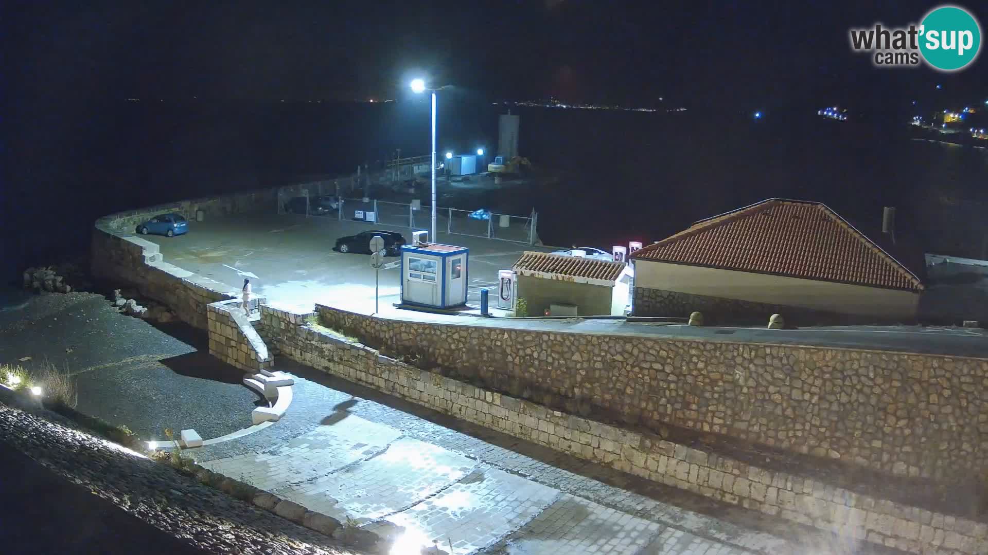 Senj Hafen Webcam – Wellenbrecher & Leuchtturm Liveblick