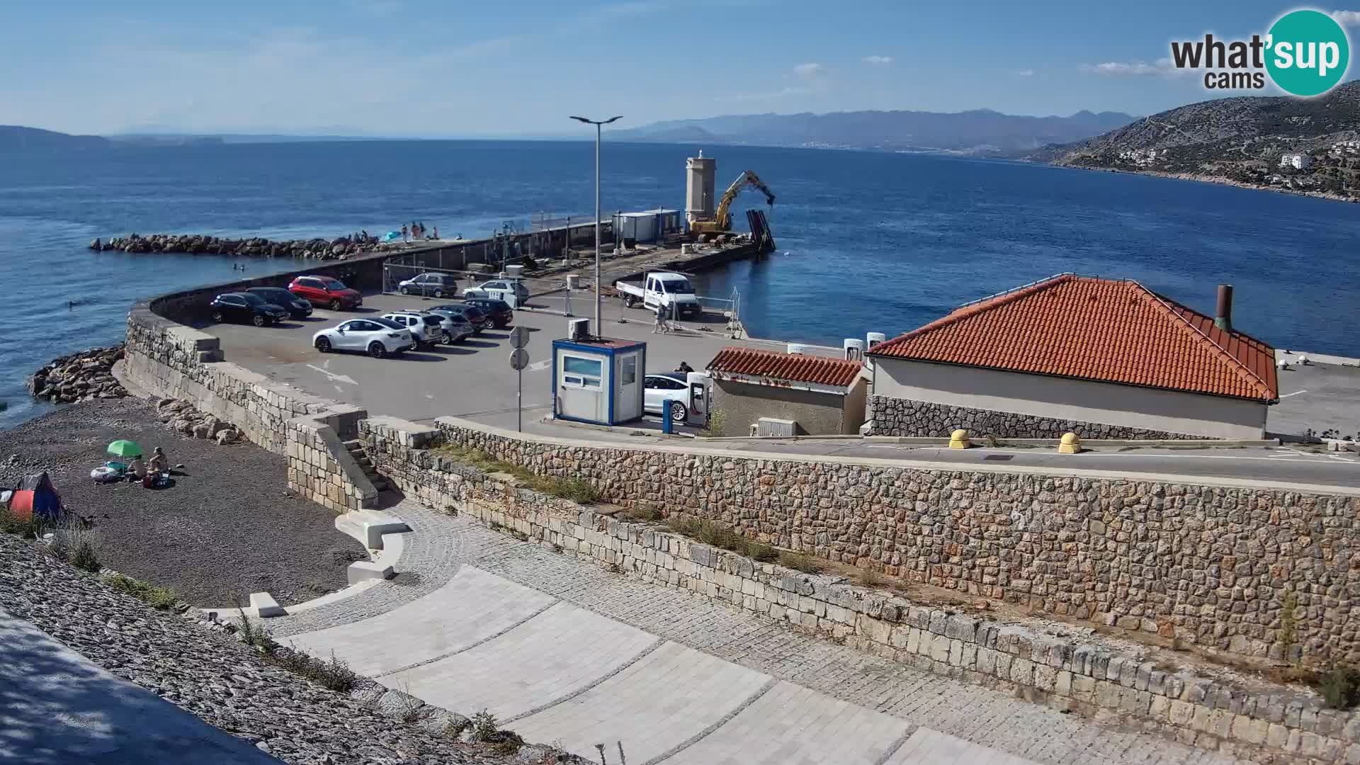 Web kamera Senj luka – Lukobran i svjetionik uživo