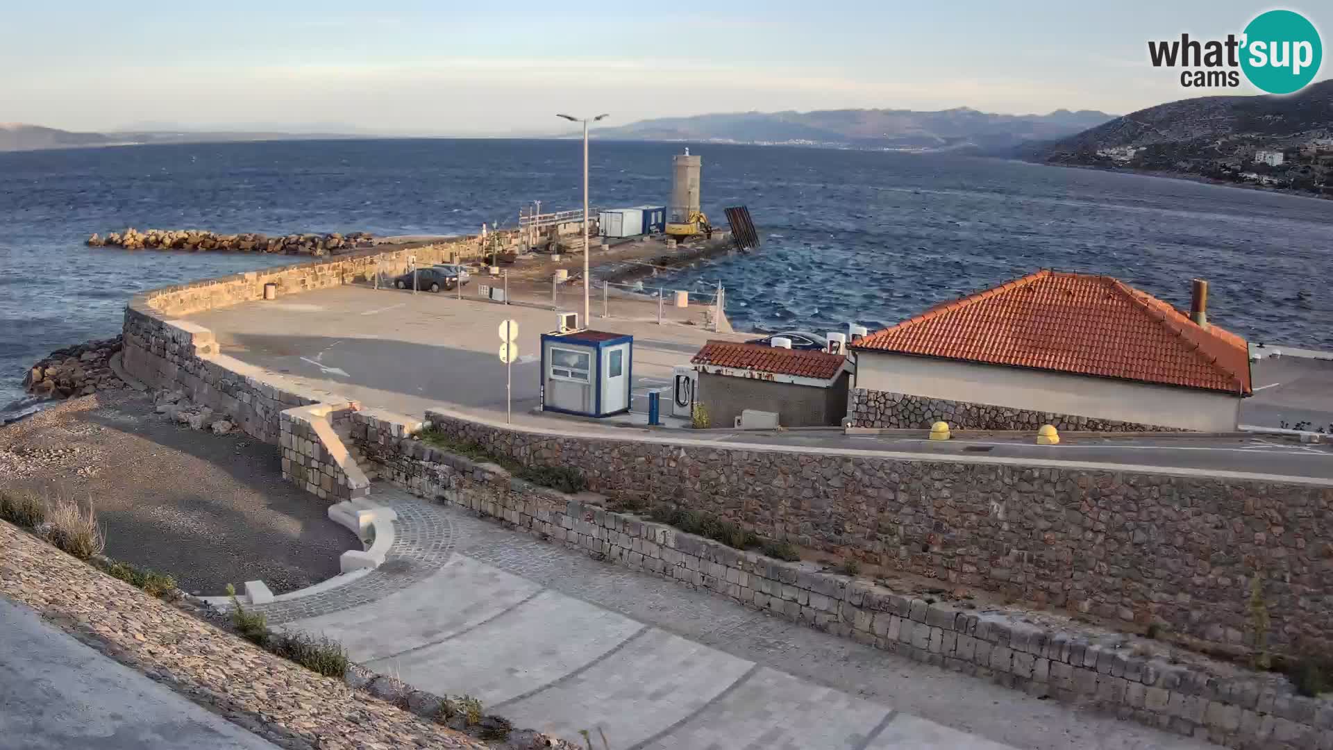 Webcam Porto di Segna – Frangiflutti e Faro in diretta