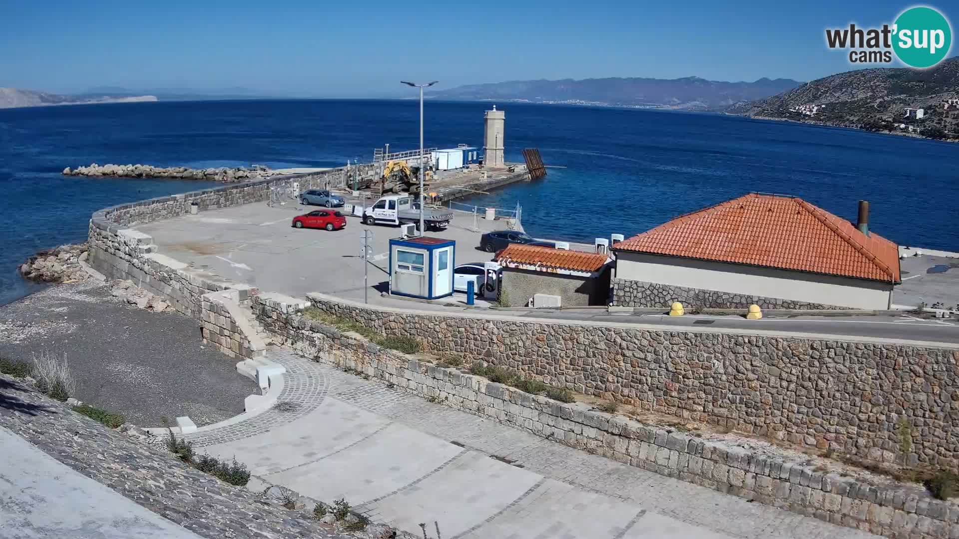 Web kamera Senj luka – Lukobran i svjetionik uživo
