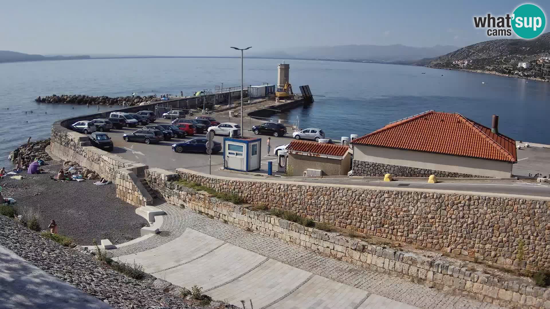 Webcam port de Senj – Vue sur la jetée et le phare