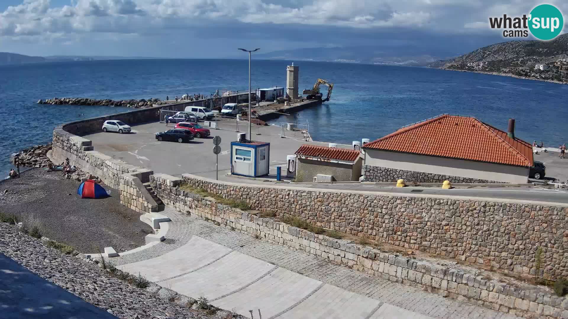 Senj Hafen Webcam – Wellenbrecher & Leuchtturm Liveblick