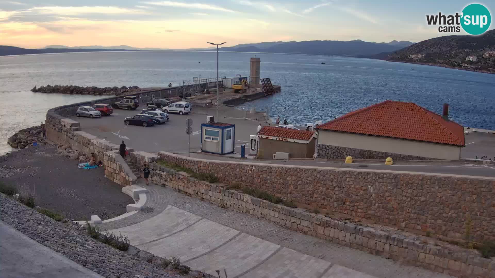 Webcam puerto de Senj – Rompeolas y faro en directo