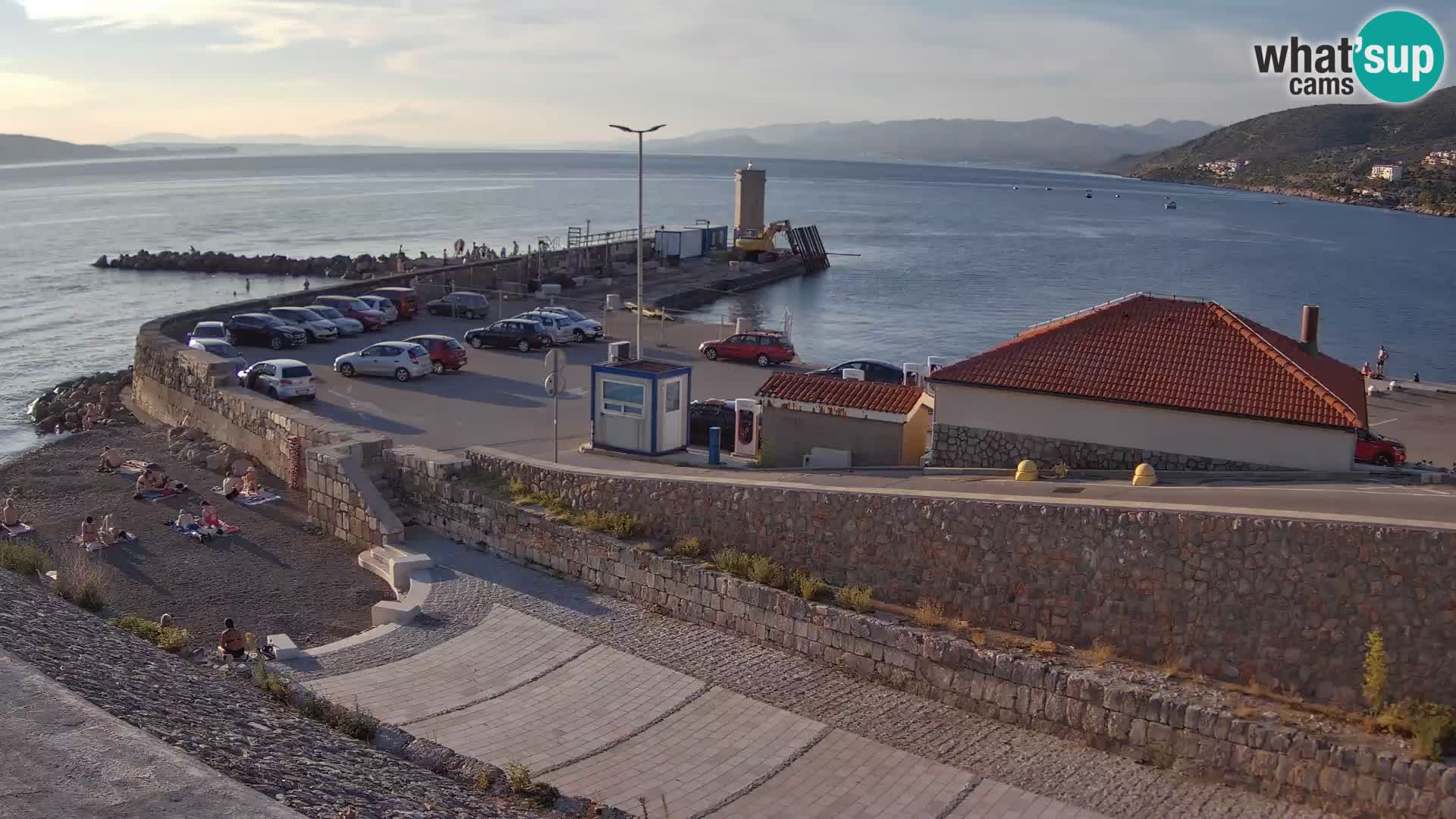 Webcam puerto de Senj – Rompeolas y faro en directo
