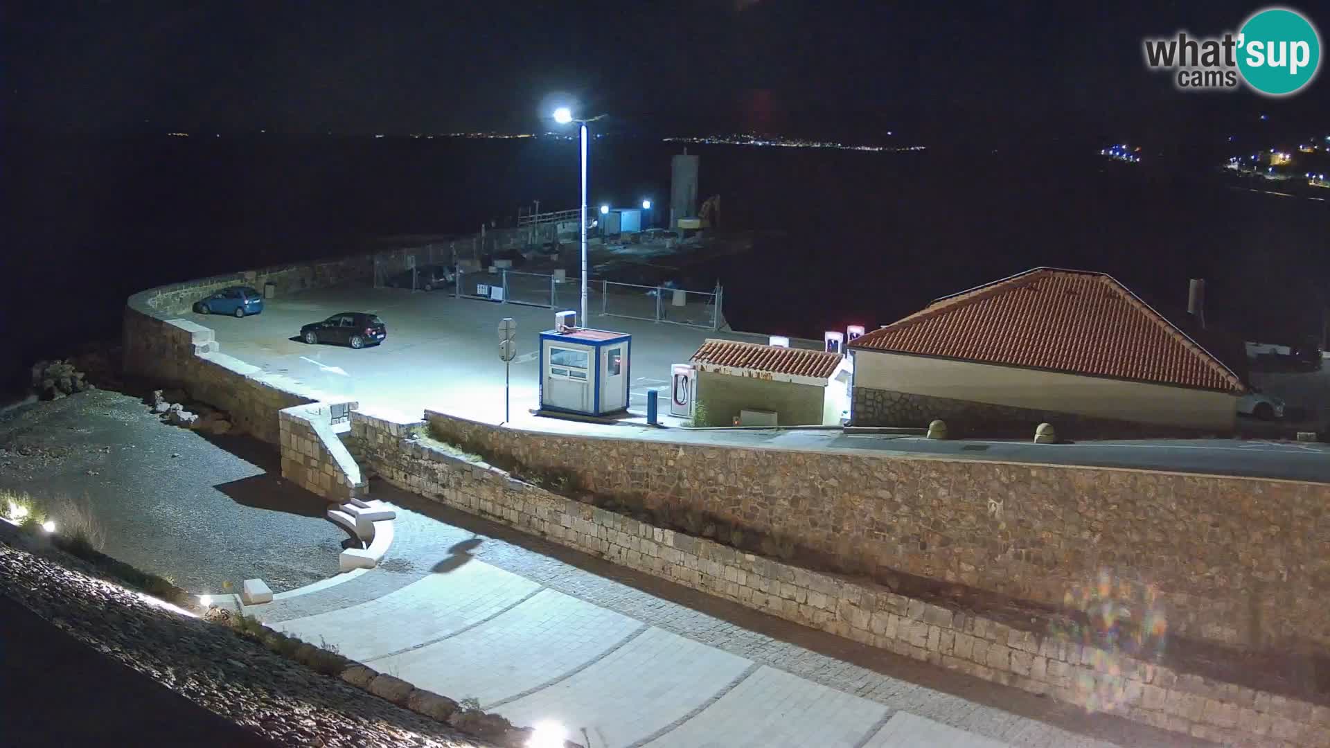 Webcam port de Senj – Vue sur la jetée et le phare