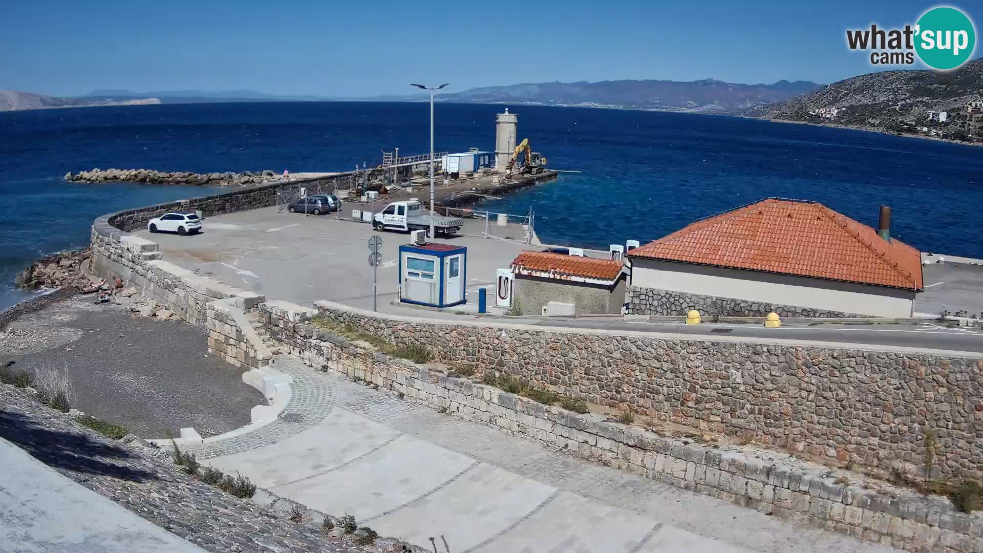 Senj Hafen Webcam – Wellenbrecher & Leuchtturm Liveblick