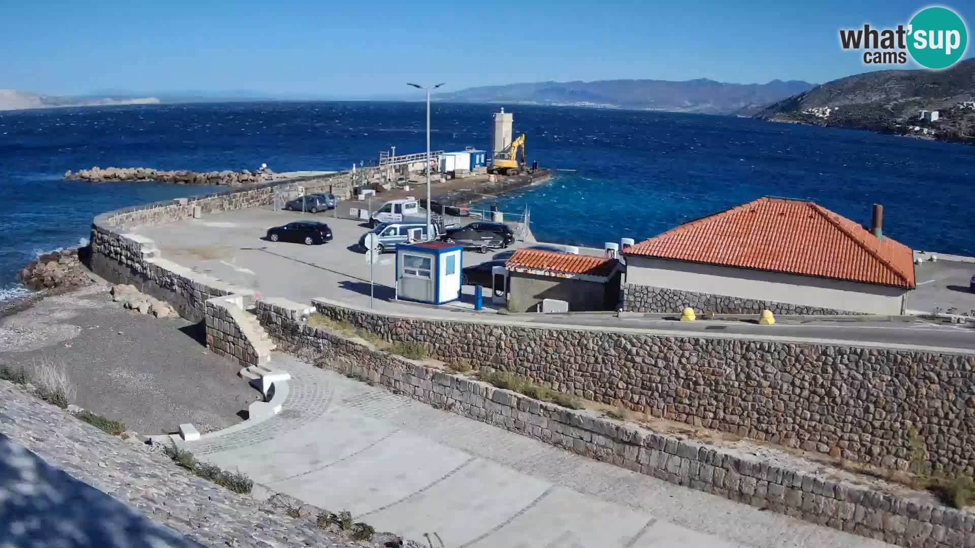 Senj Hafen Webcam – Wellenbrecher & Leuchtturm Liveblick