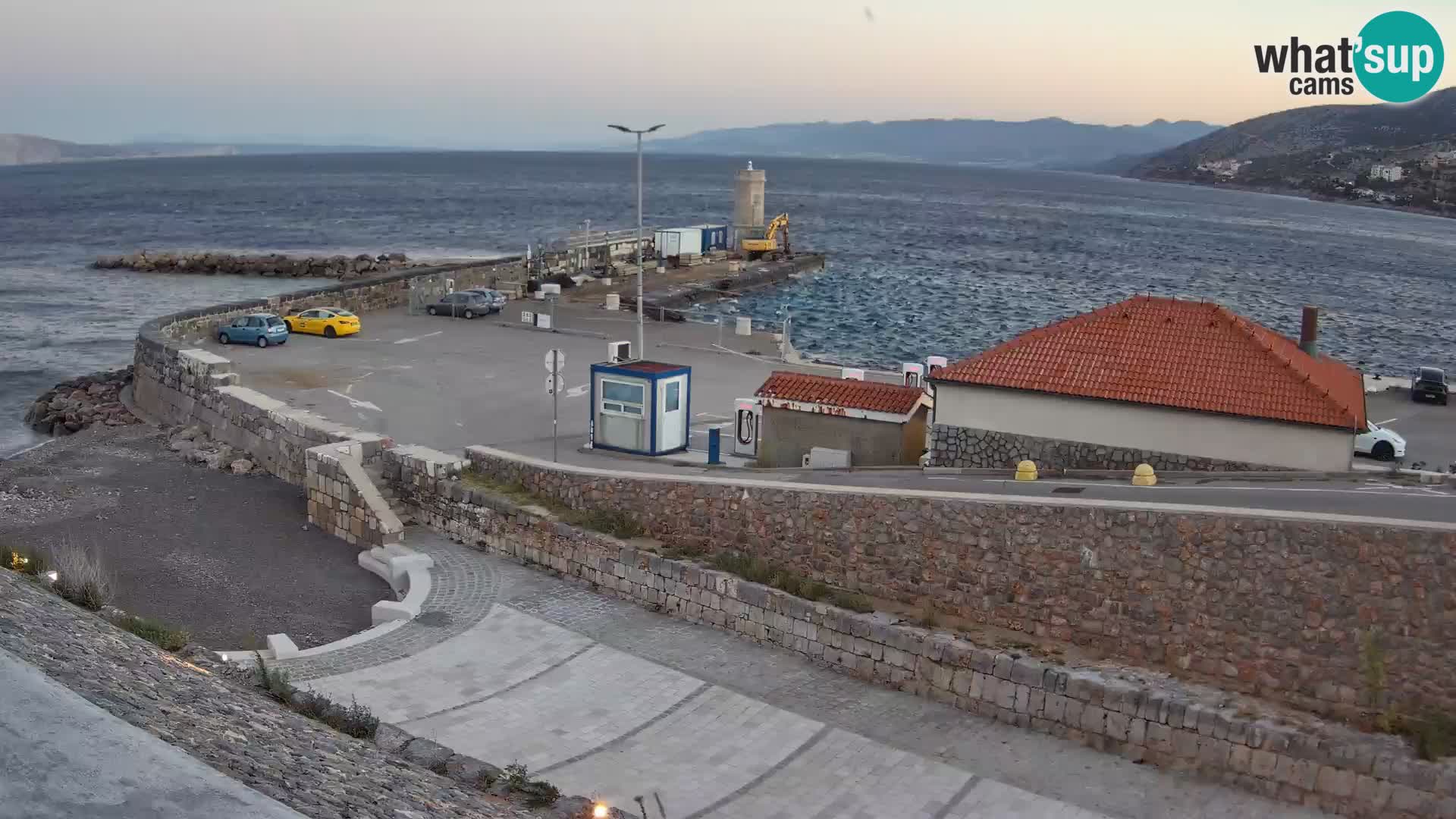 Webcam Porto di Segna – Frangiflutti e Faro in diretta