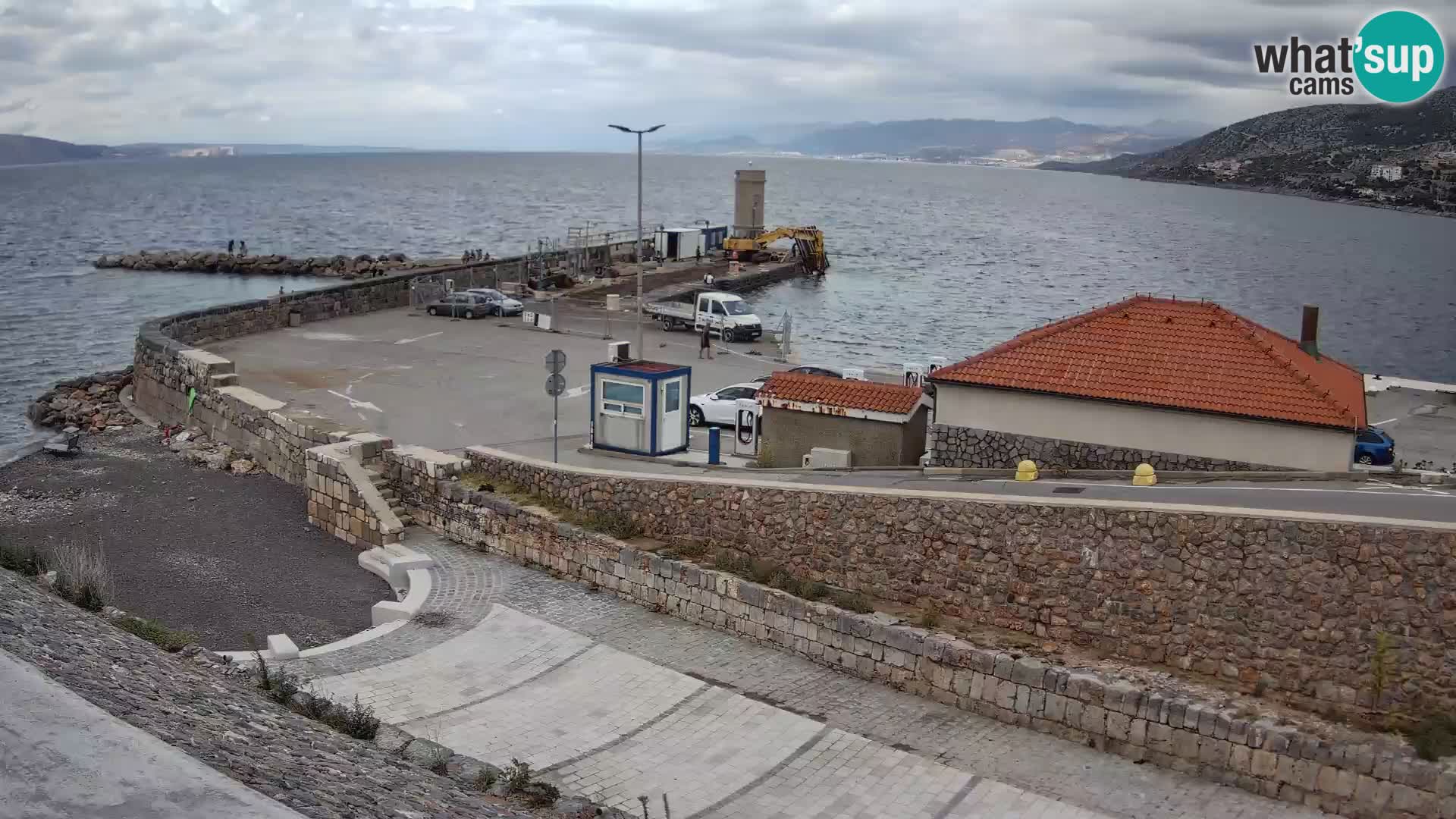 Webcam Porto di Segna – Frangiflutti e Faro in diretta