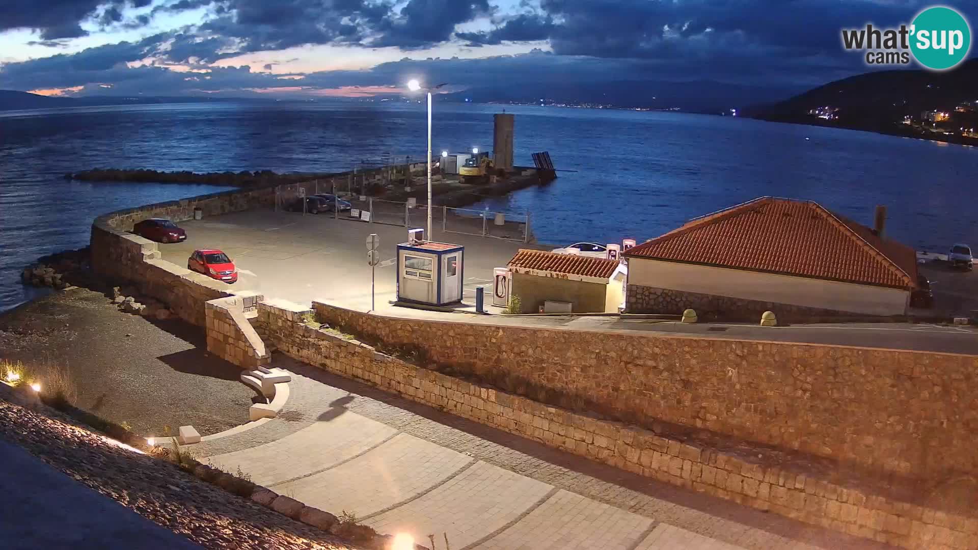 Senj Harbour Webcam – Breakwater & Lighthouse Live View
