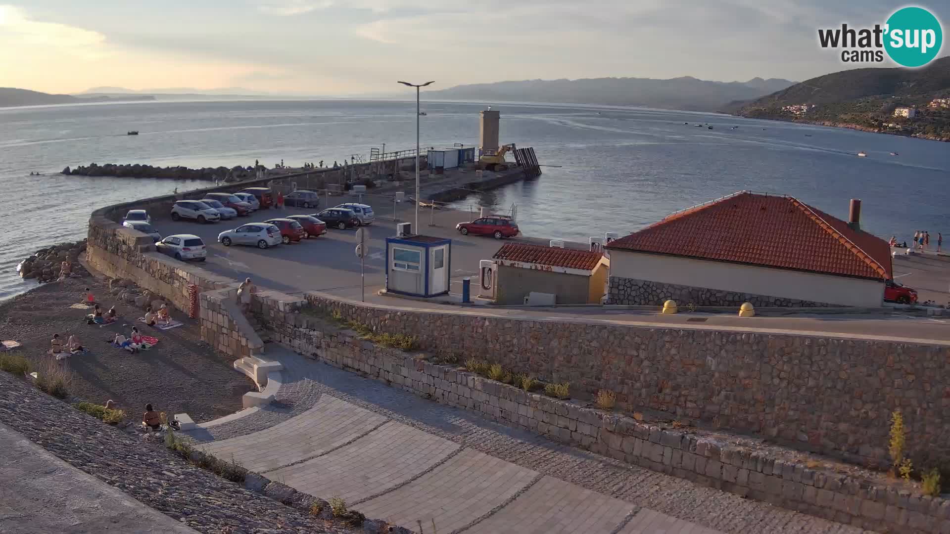 Webcam port de Senj – Vue sur la jetée et le phare