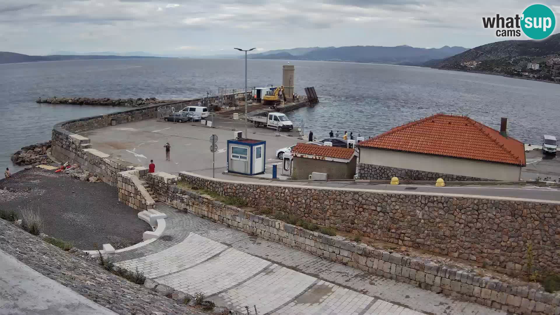 Senj Hafen Webcam – Wellenbrecher & Leuchtturm Liveblick