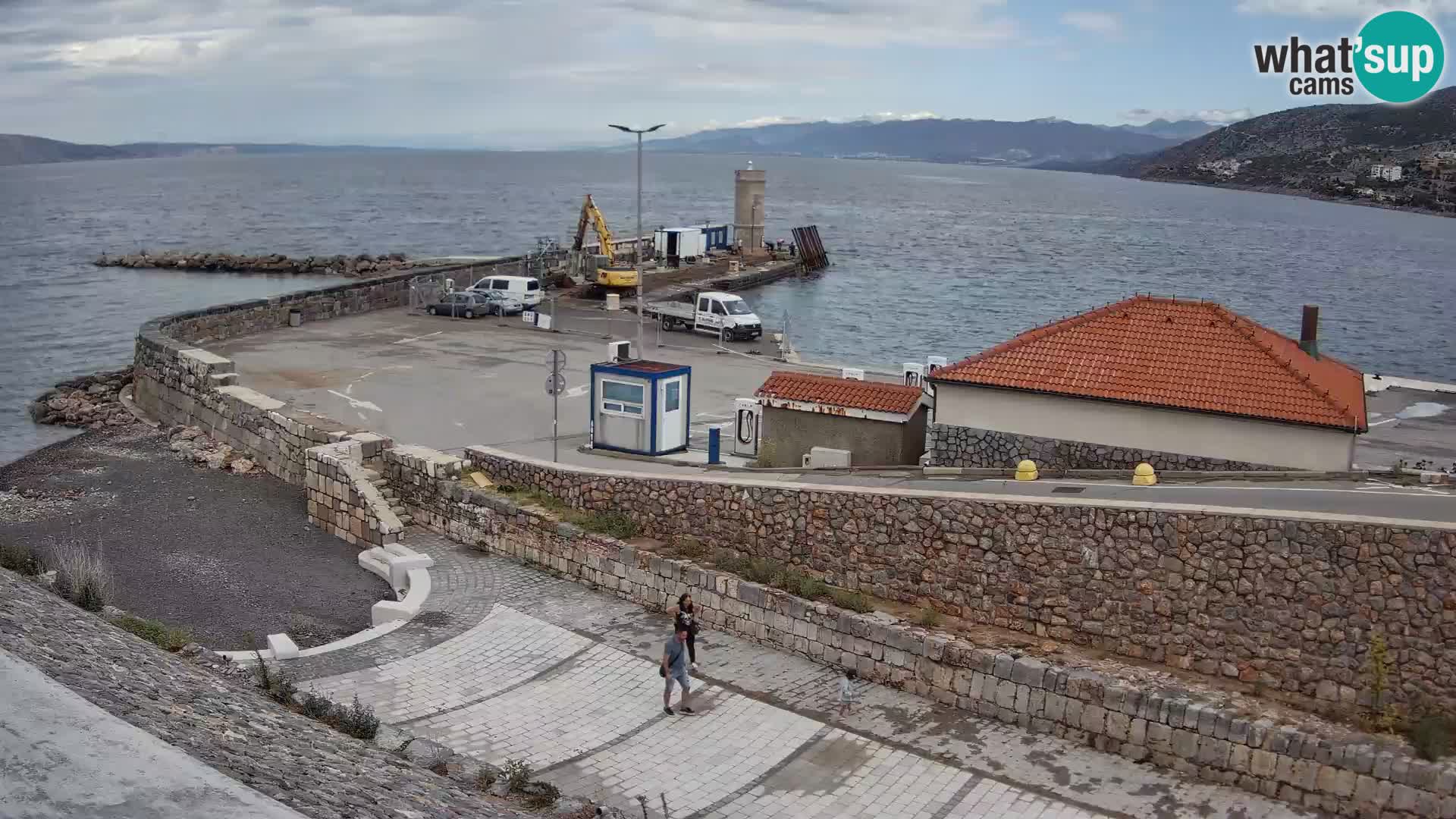 Web kamera Senj luka – Lukobran i svjetionik uživo
