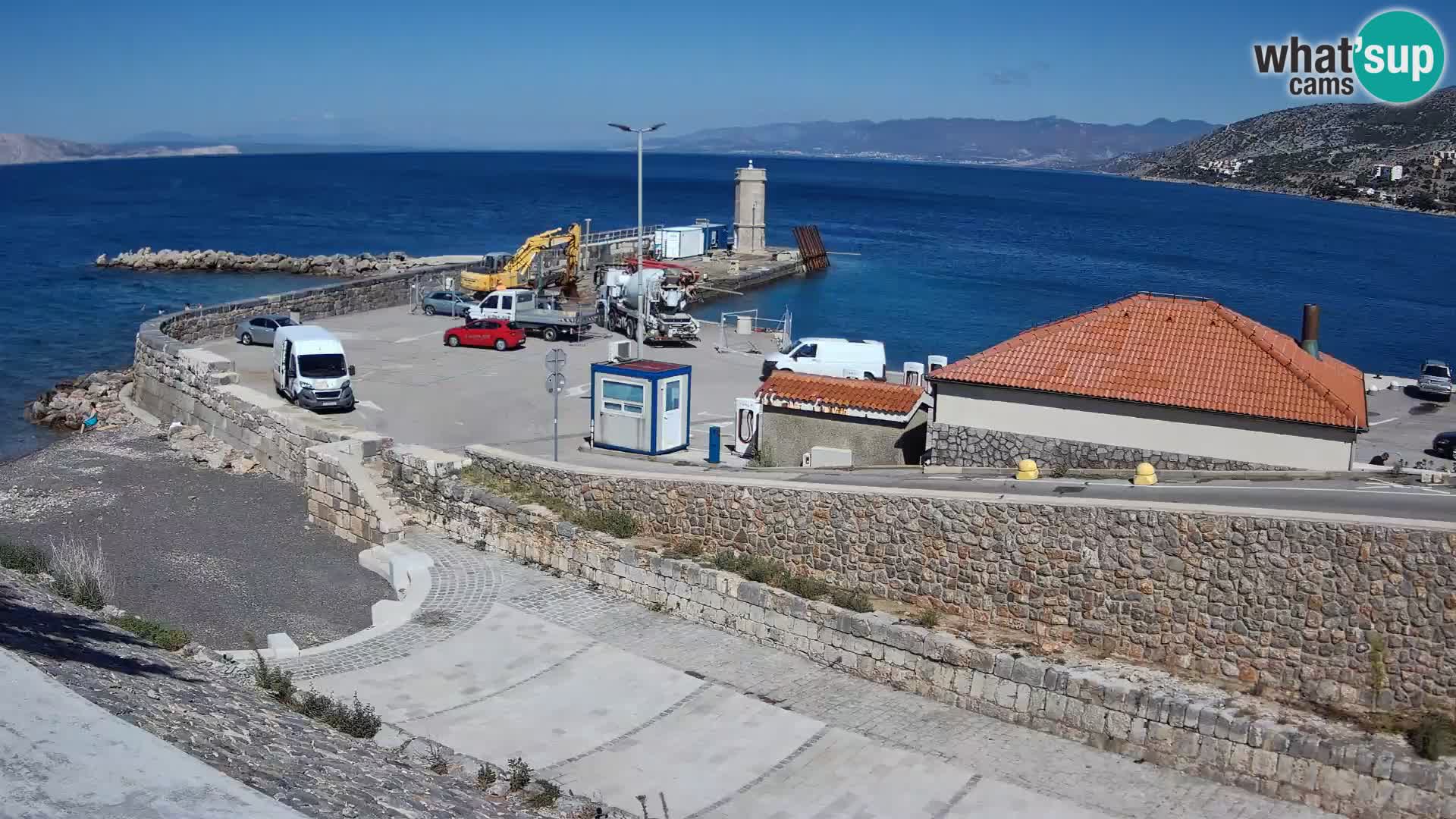Webcam Porto di Segna – Frangiflutti e Faro in diretta