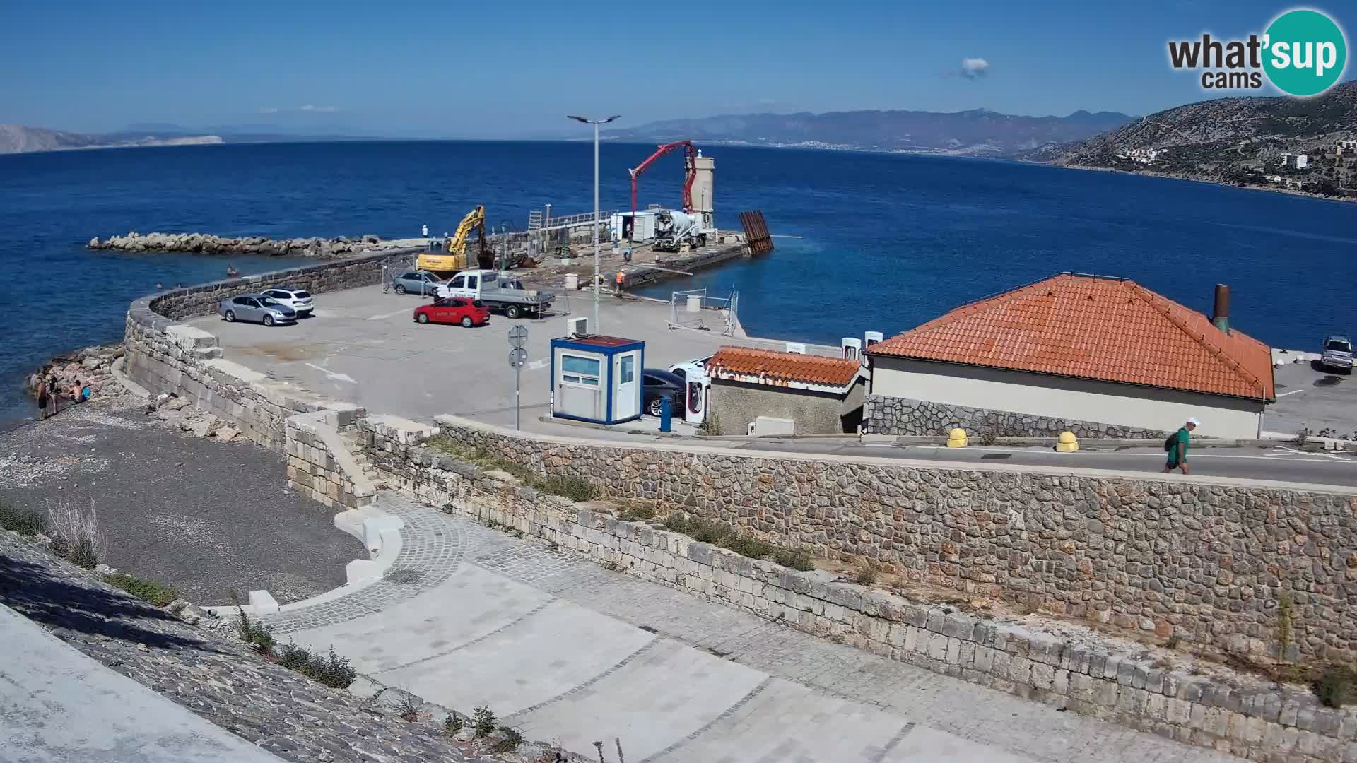 Webcam Porto di Segna – Frangiflutti e Faro in diretta