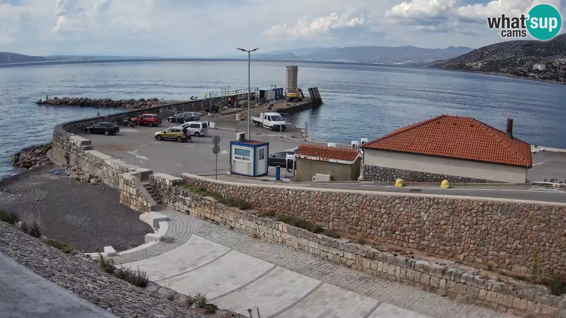 Senj Hafen Webcam – Wellenbrecher & Leuchtturm Liveblick