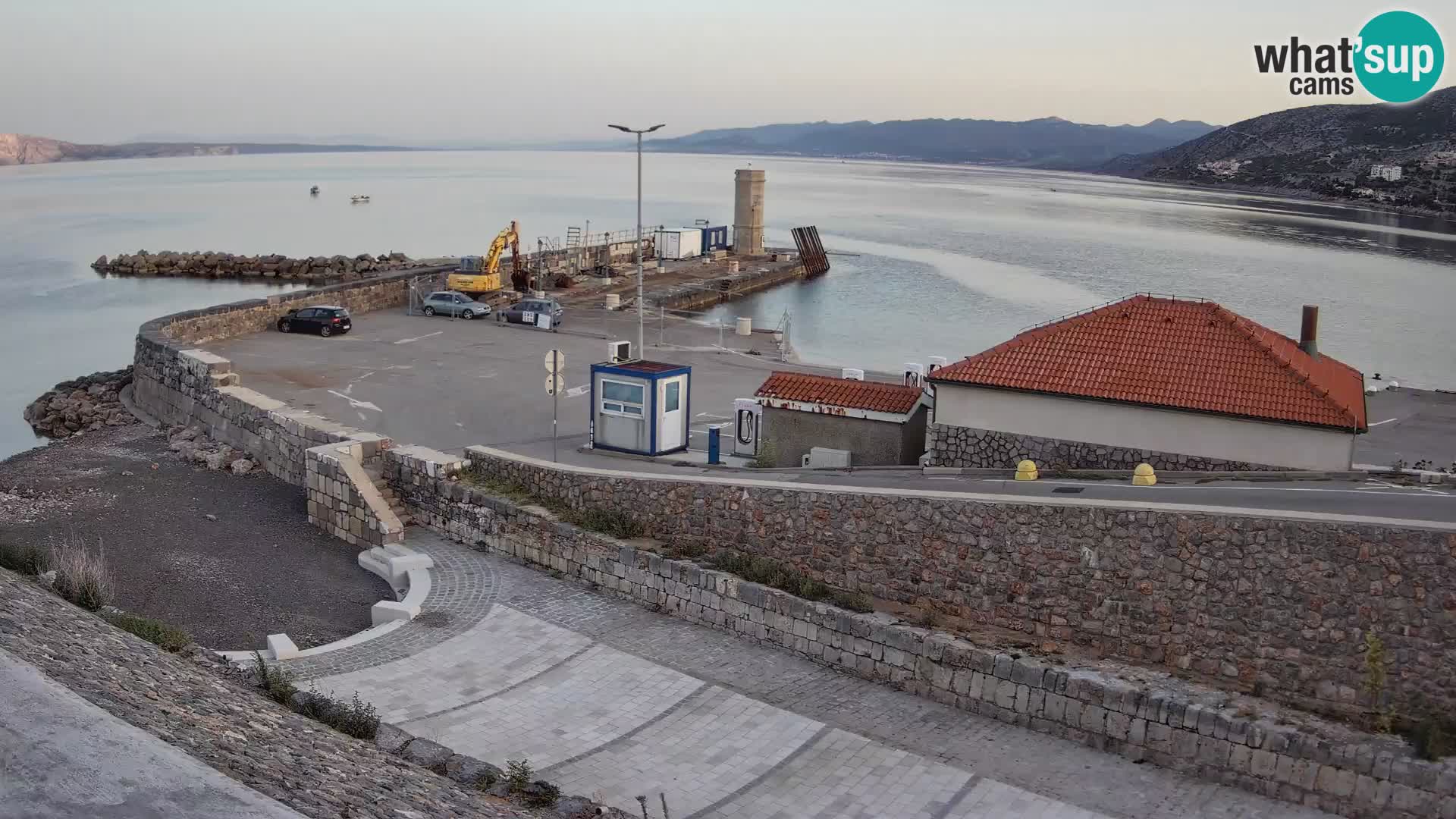 Webcam Porto di Segna – Frangiflutti e Faro in diretta