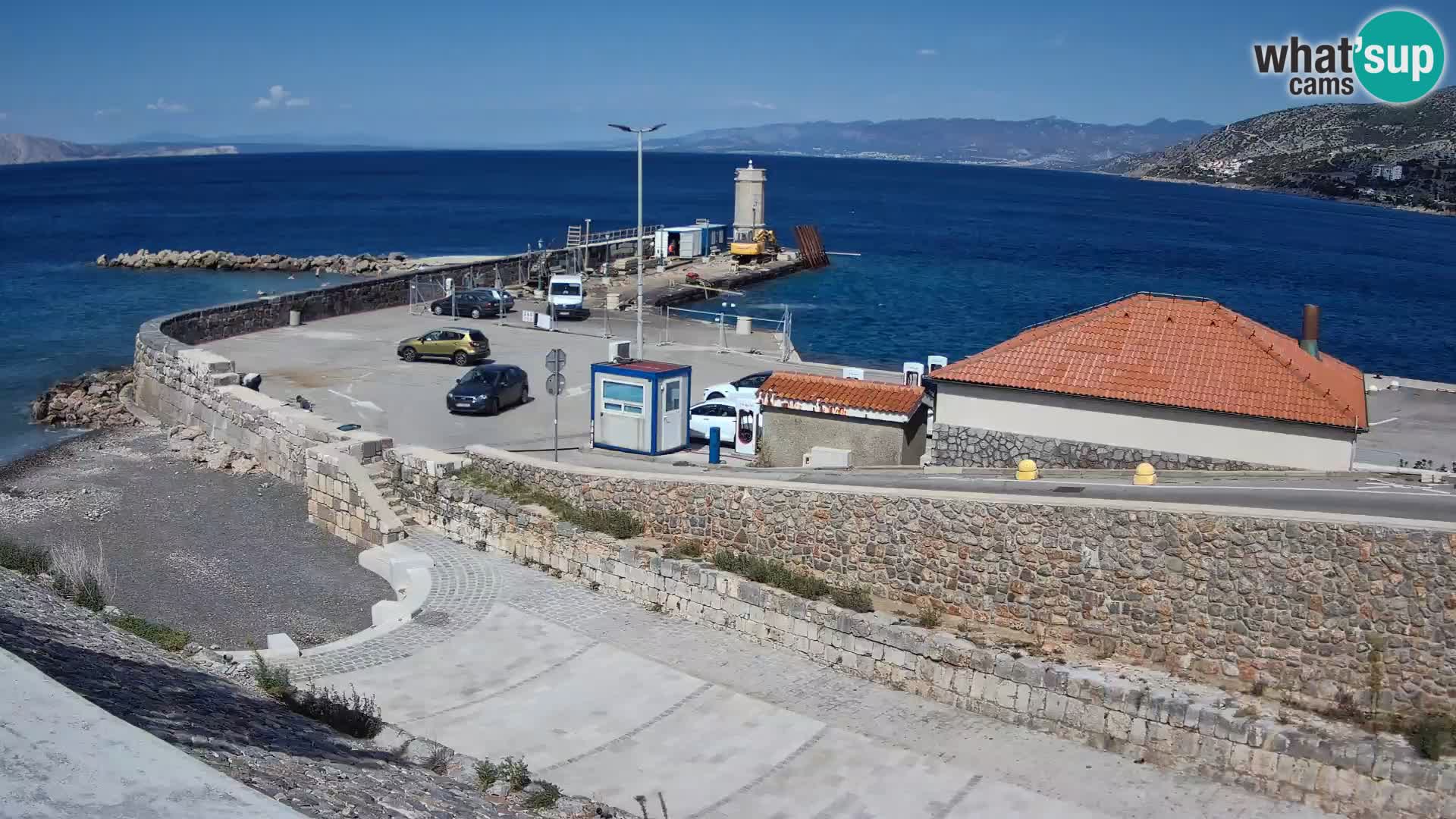 Webcam Porto di Segna – Frangiflutti e Faro in diretta