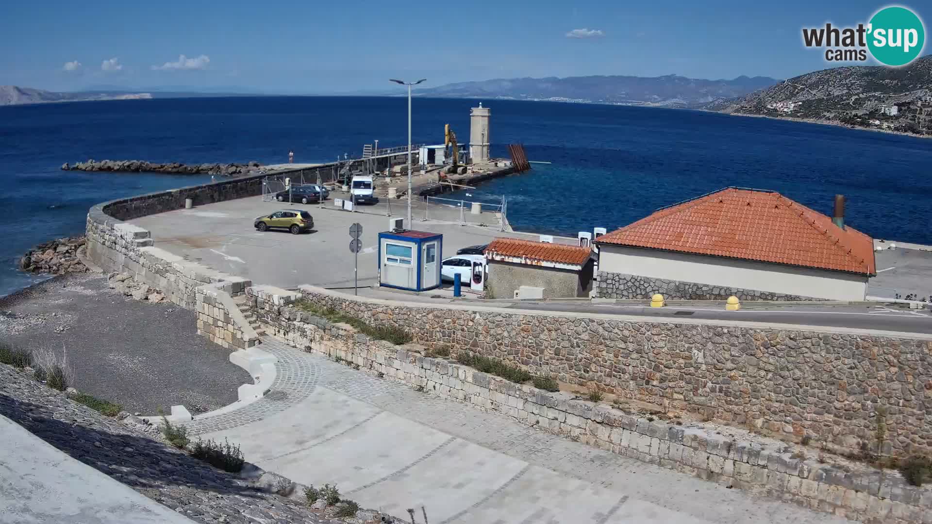 Webcam puerto de Senj – Rompeolas y faro en directo