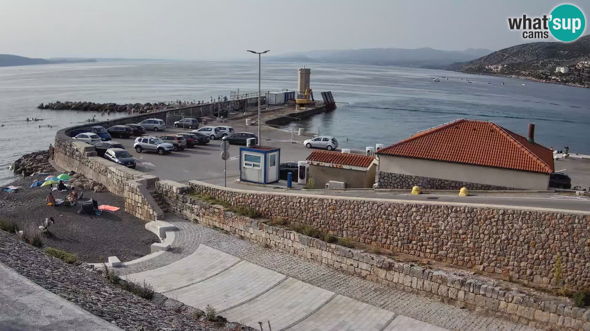 Senj Hafen Webcam – Wellenbrecher & Leuchtturm Liveblick