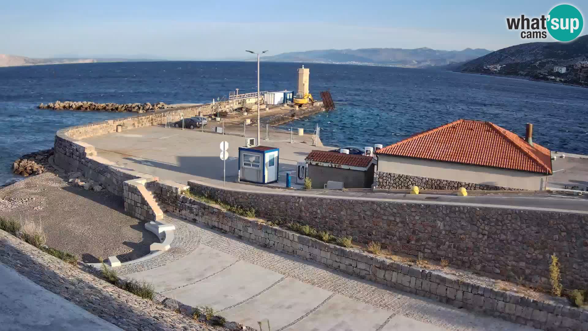 Webcam puerto de Senj – Rompeolas y faro en directo