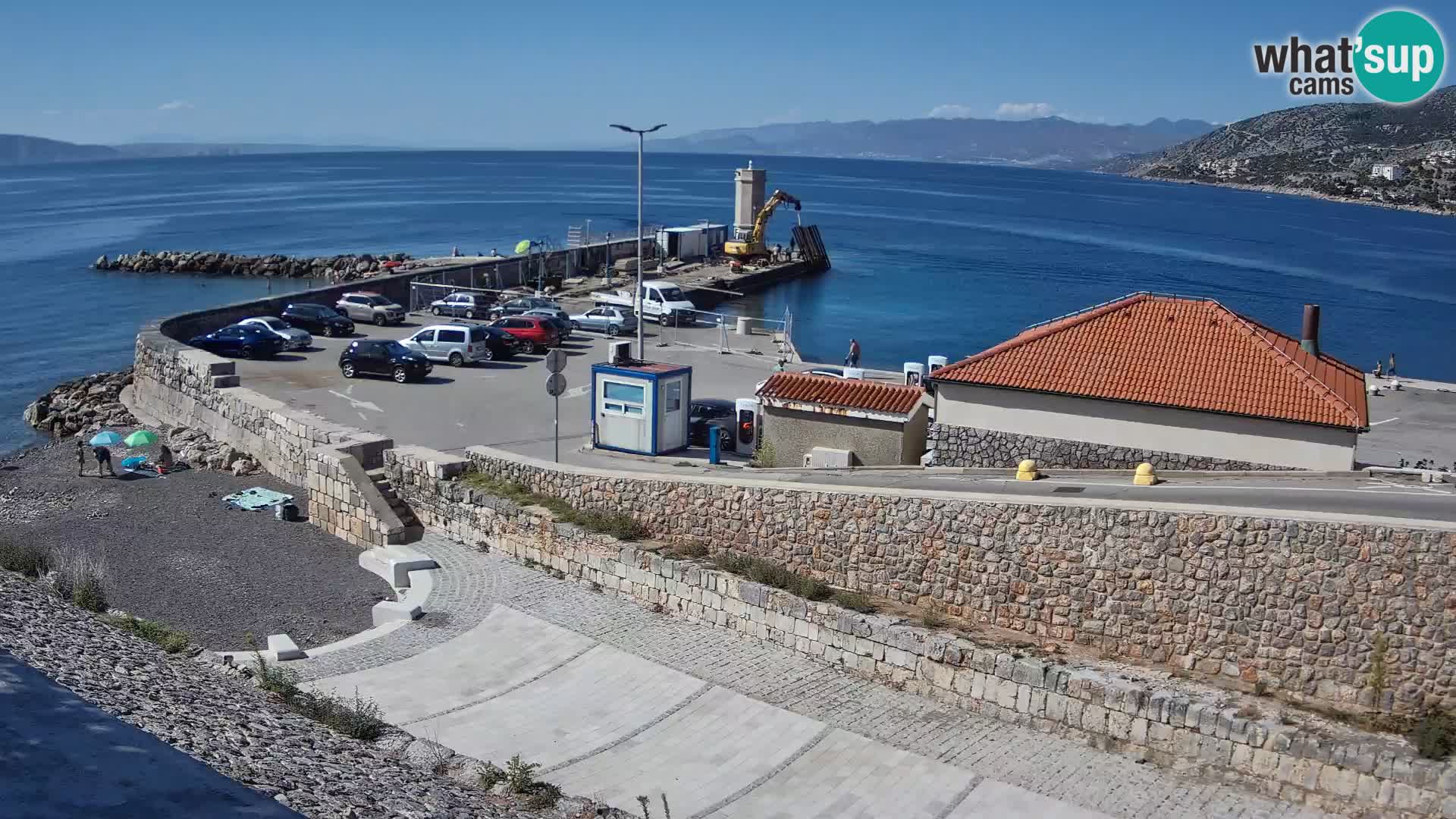 Webcam port de Senj – Vue sur la jetée et le phare