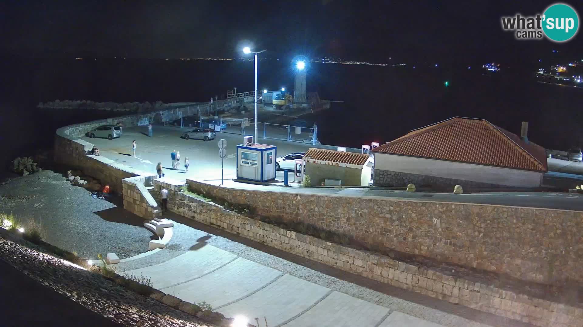 Senj Hafen Webcam – Wellenbrecher & Leuchtturm Liveblick