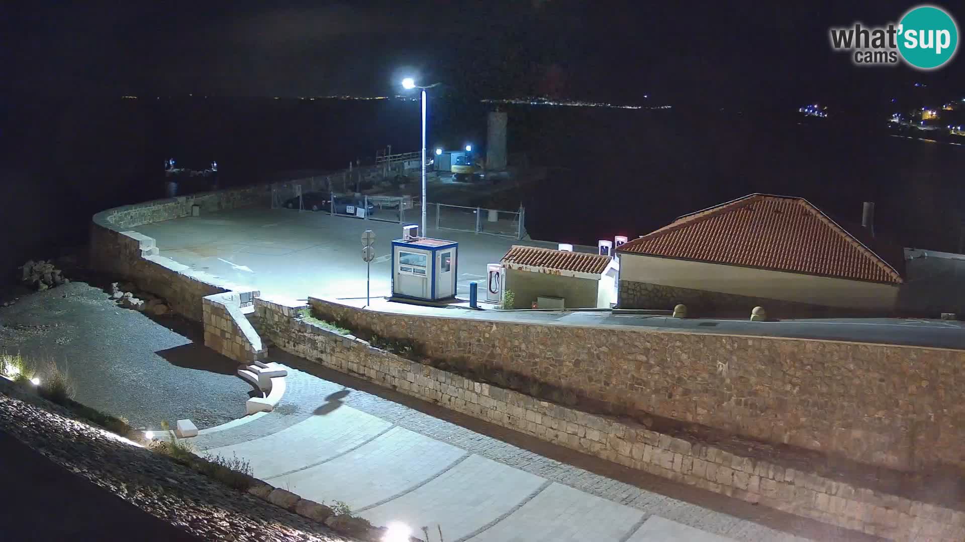 Senj Hafen Webcam – Wellenbrecher & Leuchtturm Liveblick