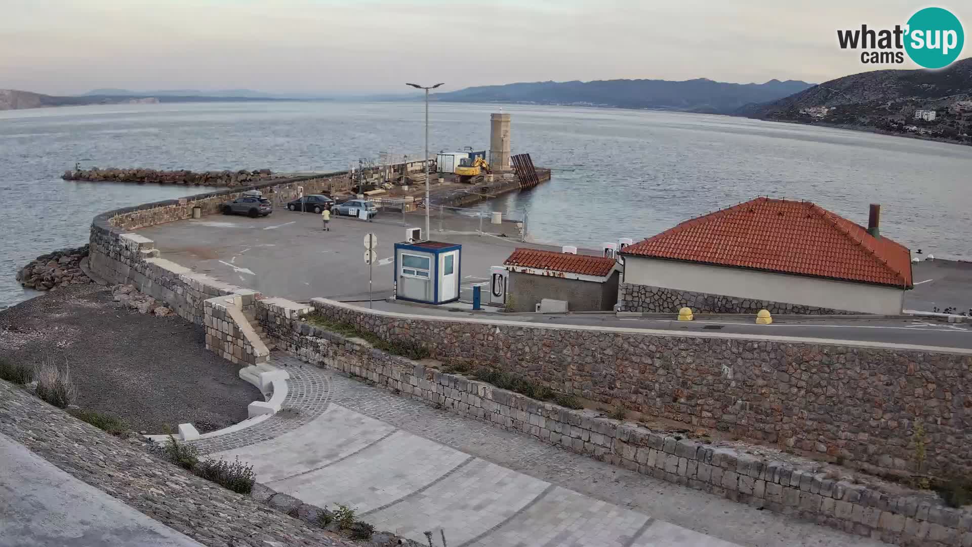 Senj Hafen Webcam – Wellenbrecher & Leuchtturm Liveblick