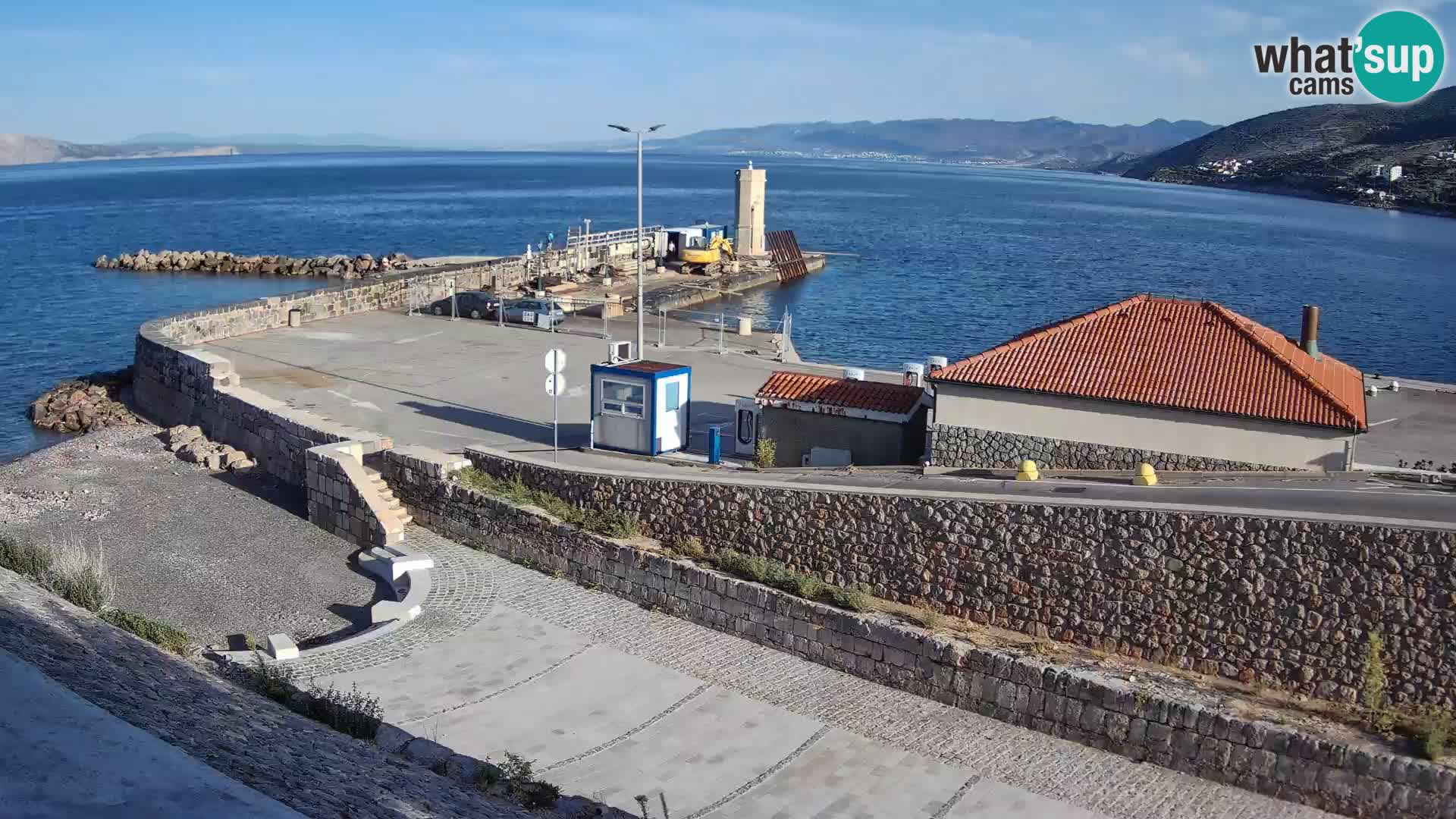 Webcam Porto di Segna – Frangiflutti e Faro in diretta
