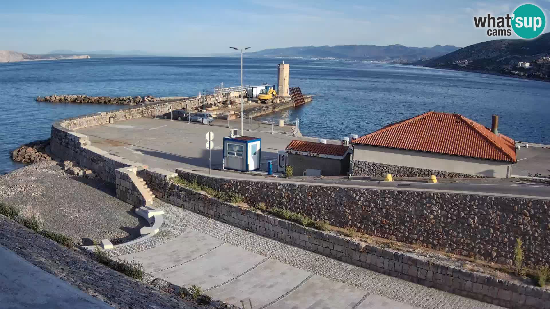 Webcam puerto de Senj – Rompeolas y faro en directo