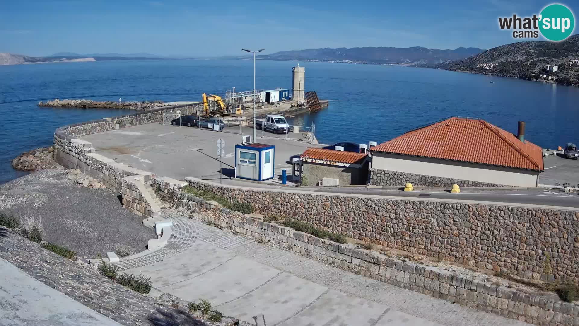 Webcam puerto de Senj – Rompeolas y faro en directo