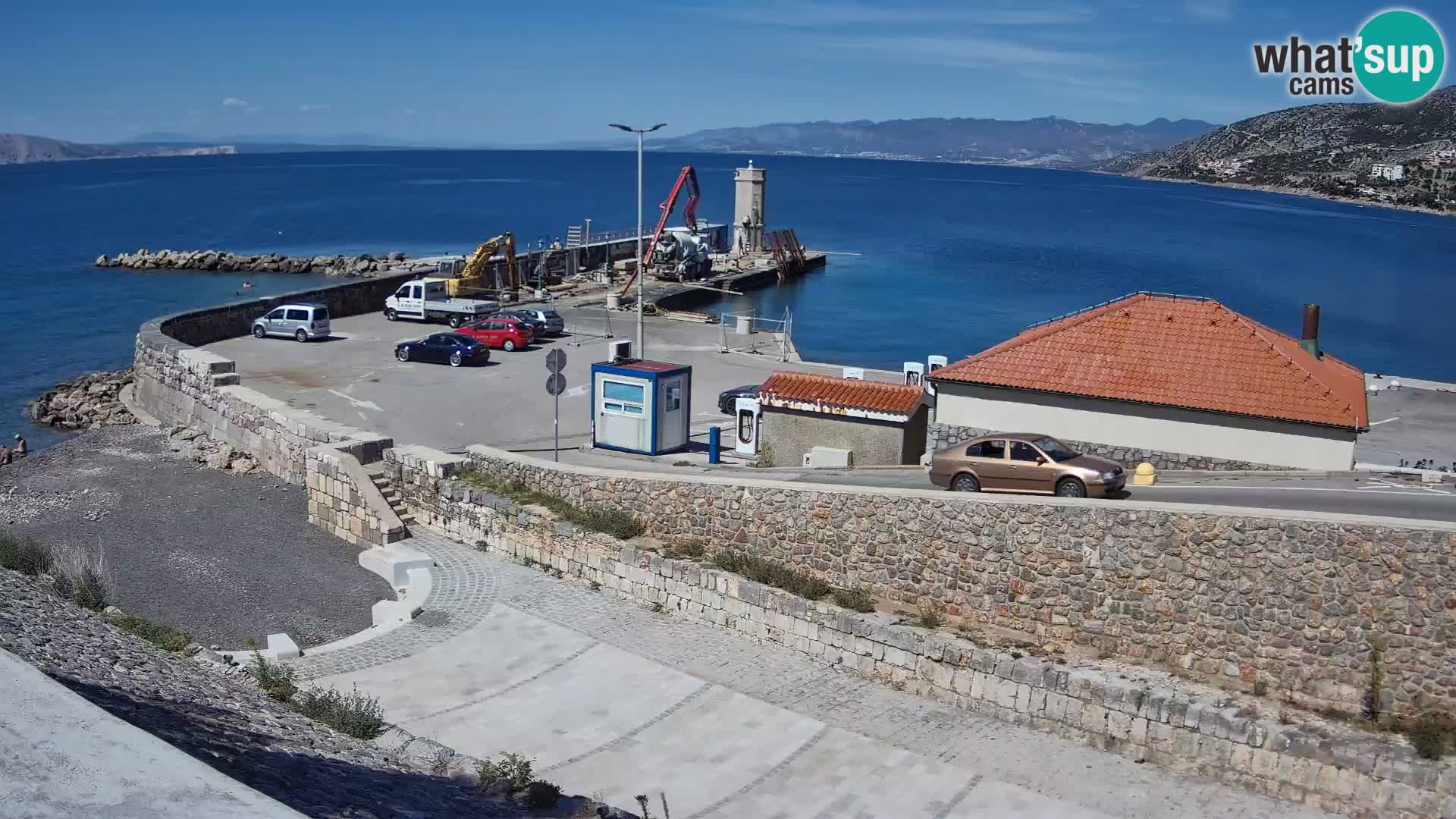 Web kamera Senj luka – Lukobran i svjetionik uživo