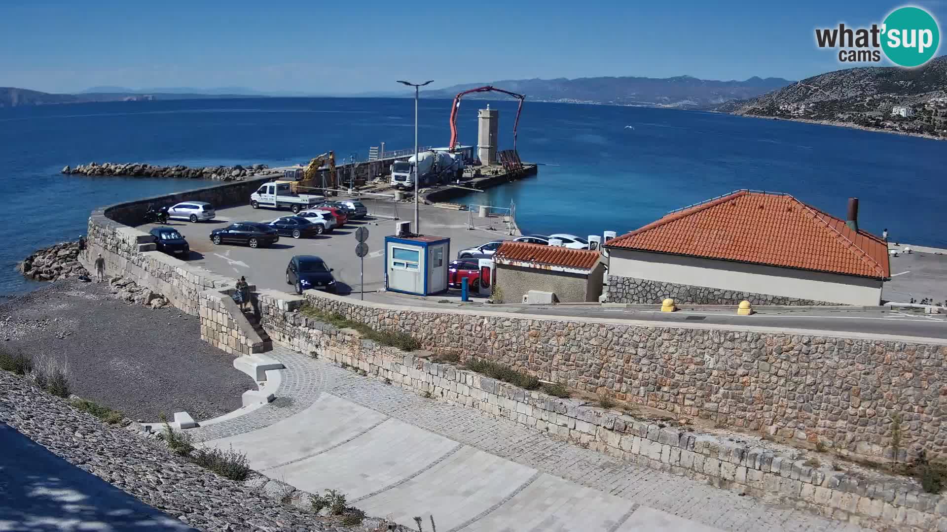 Webcam puerto de Senj – Rompeolas y faro en directo