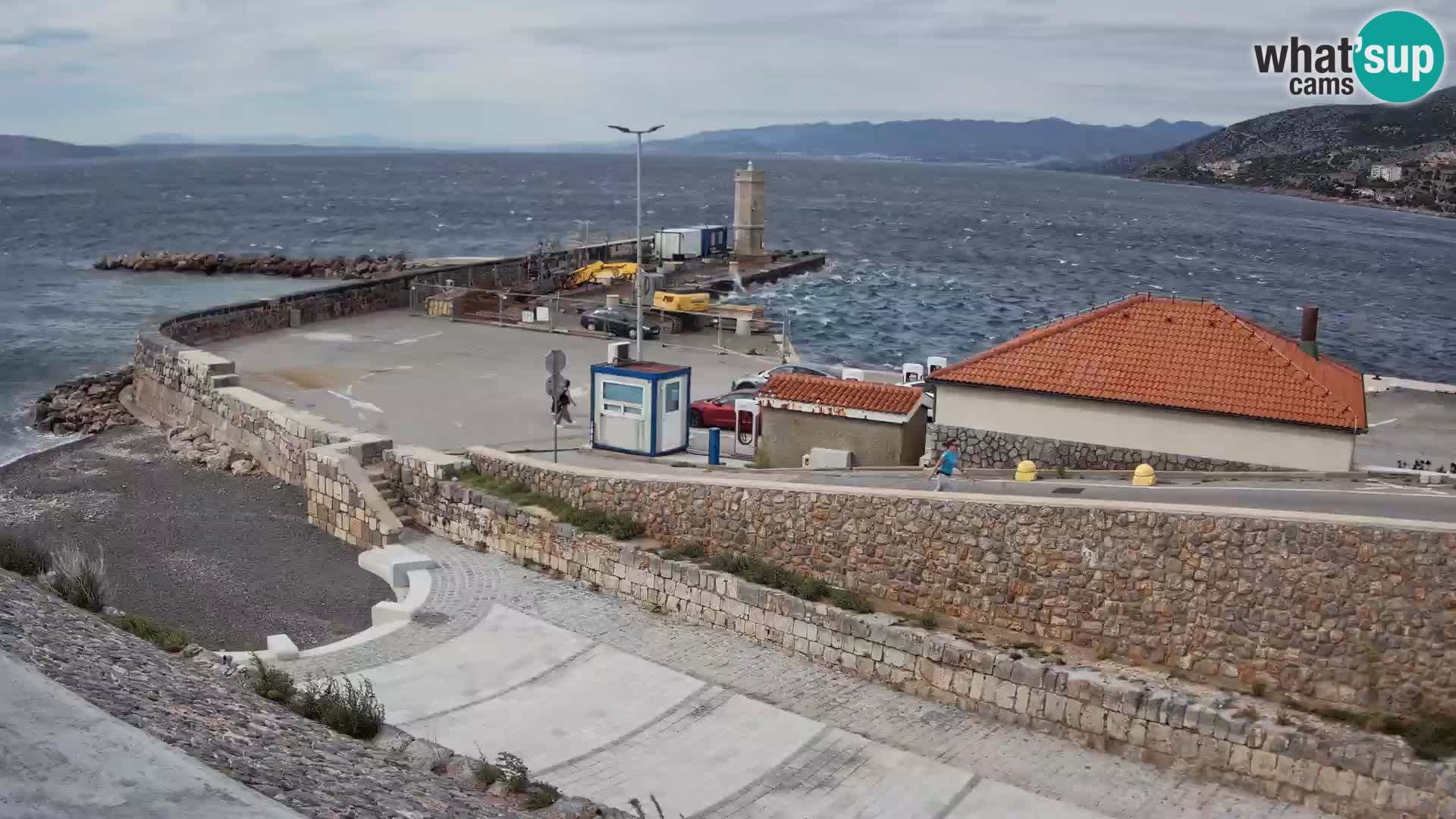 Webcam port de Senj – Vue sur la jetée et le phare