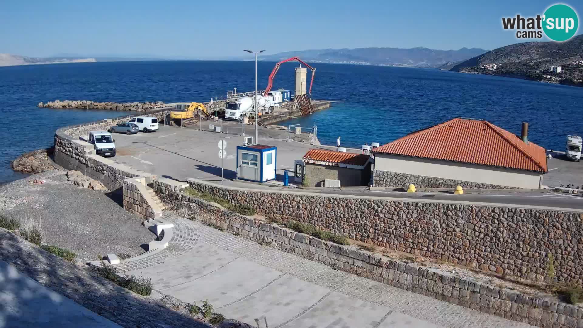 Senj Harbour Webcam – Breakwater & Lighthouse Live View
