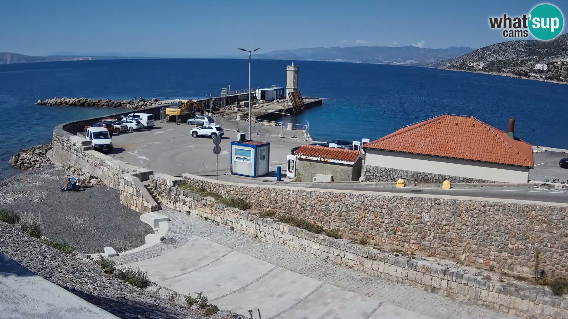 Senj Hafen Webcam – Wellenbrecher & Leuchtturm Liveblick