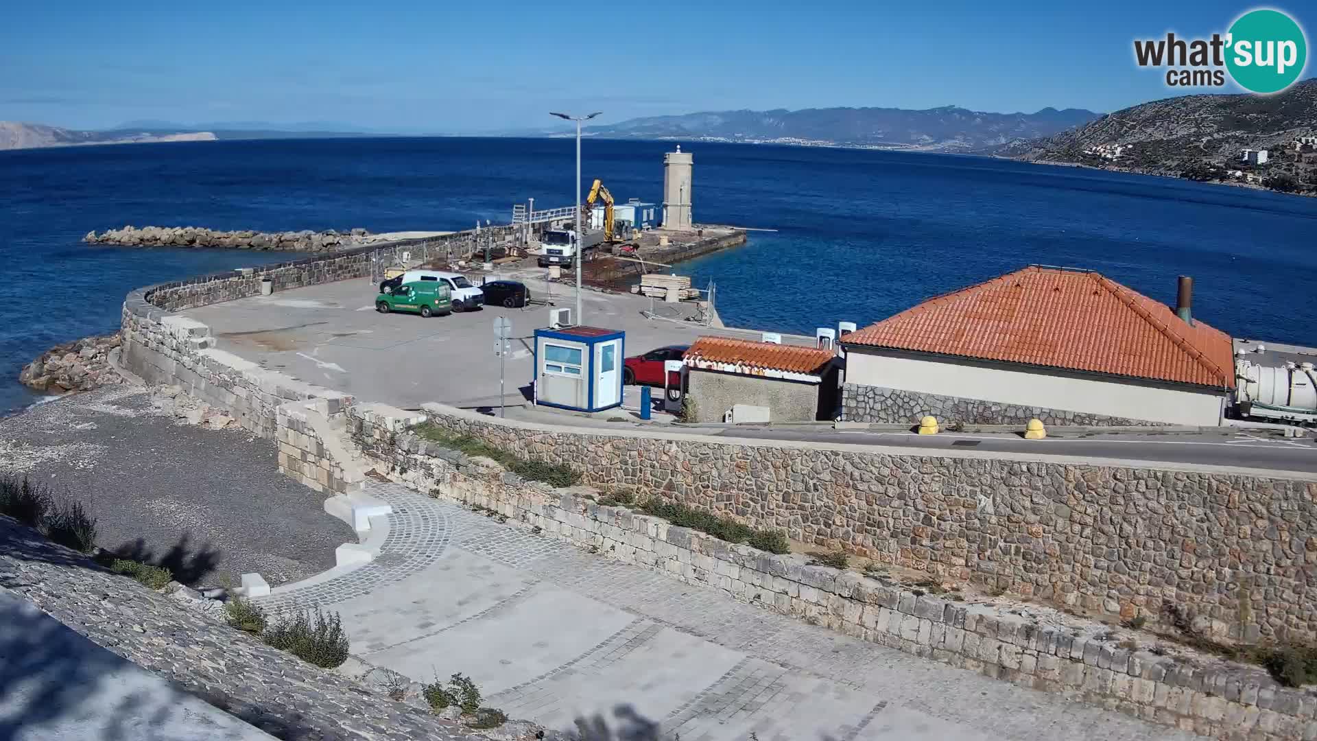 Webcam puerto de Senj – Rompeolas y faro en directo