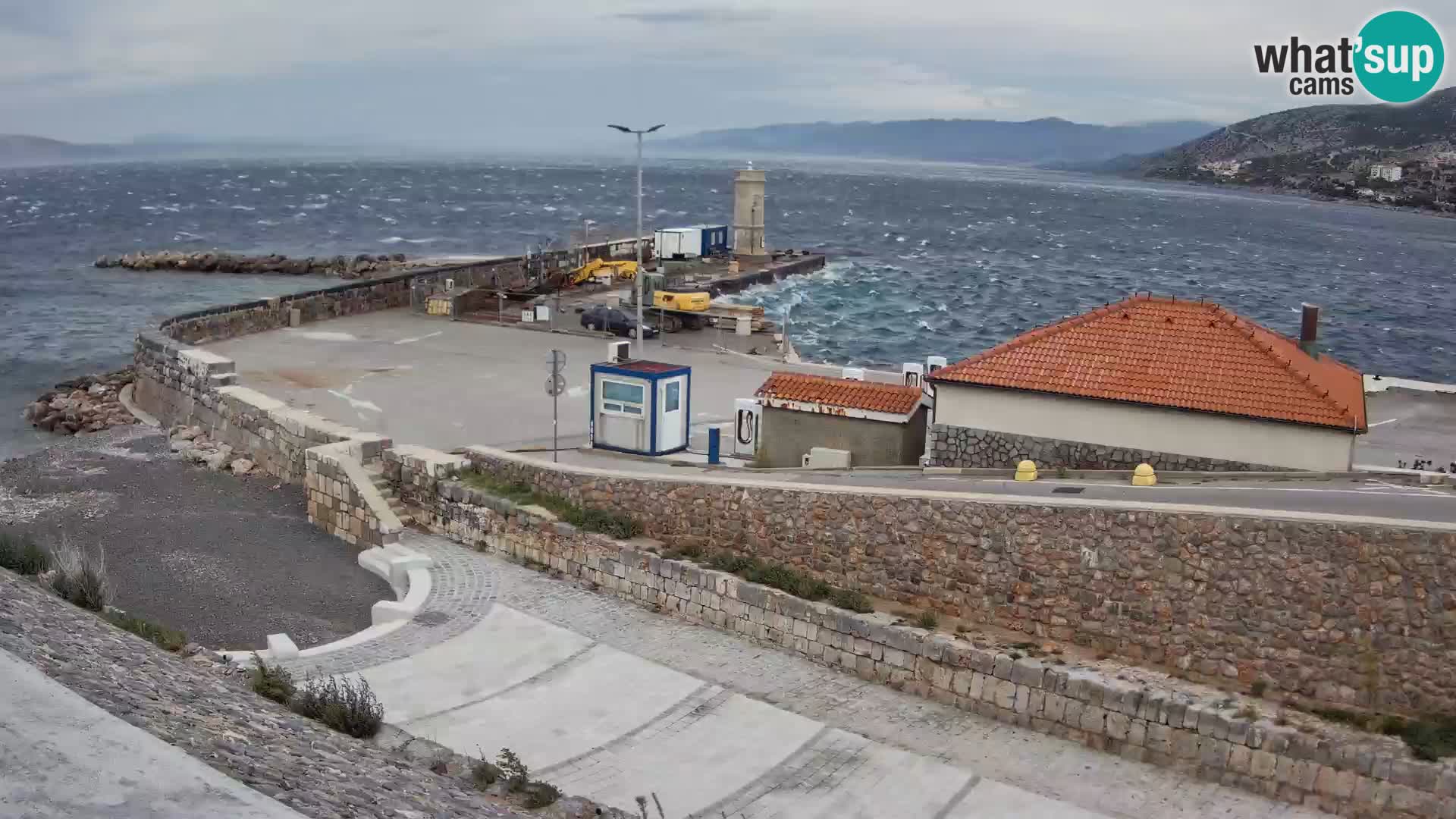 Webcam Porto di Segna – Frangiflutti e Faro in diretta