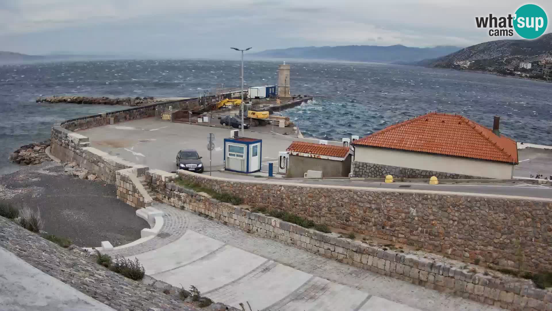 Webcam Porto di Segna – Frangiflutti e Faro in diretta