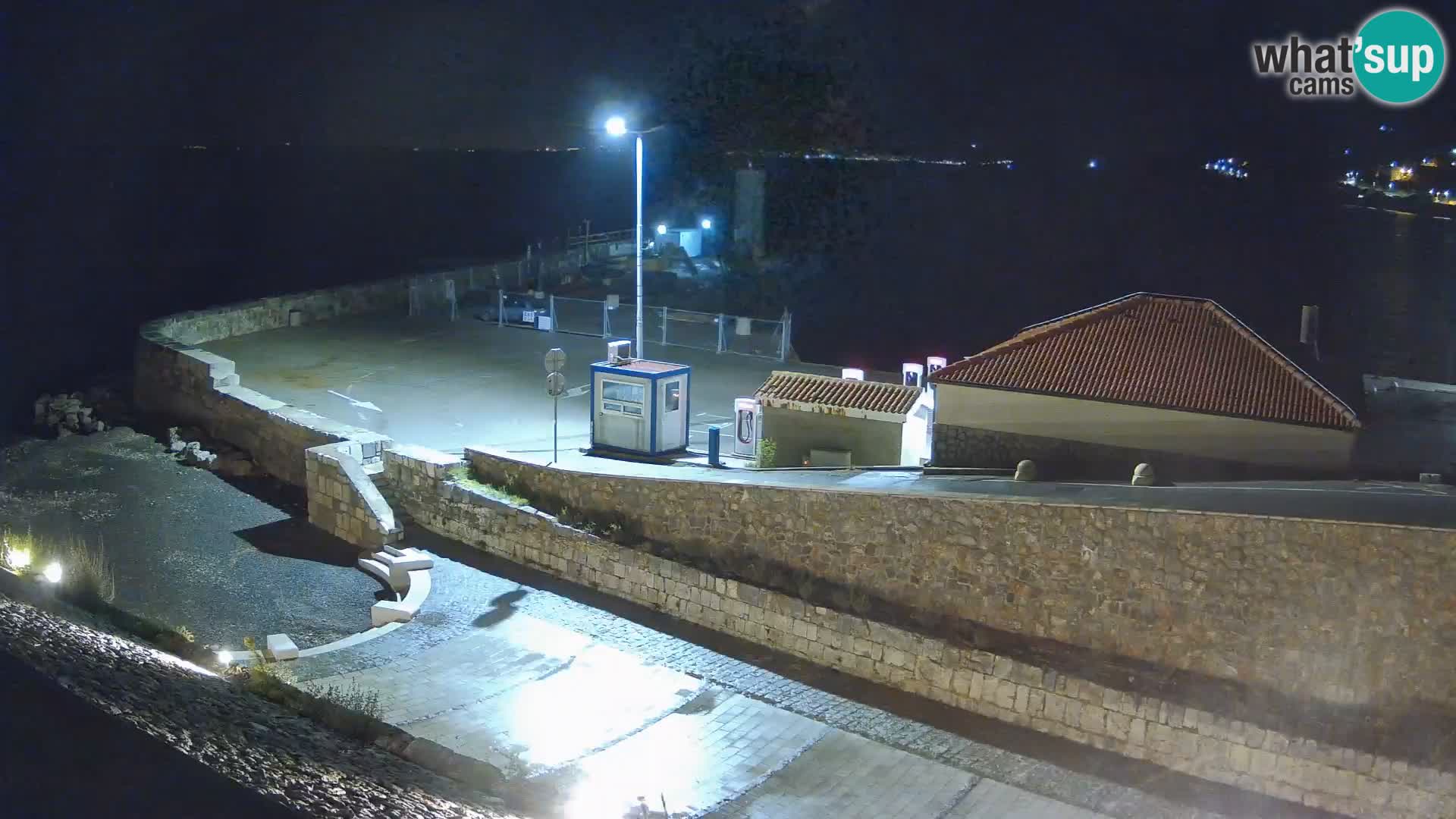 Senj Hafen Webcam – Wellenbrecher & Leuchtturm Liveblick