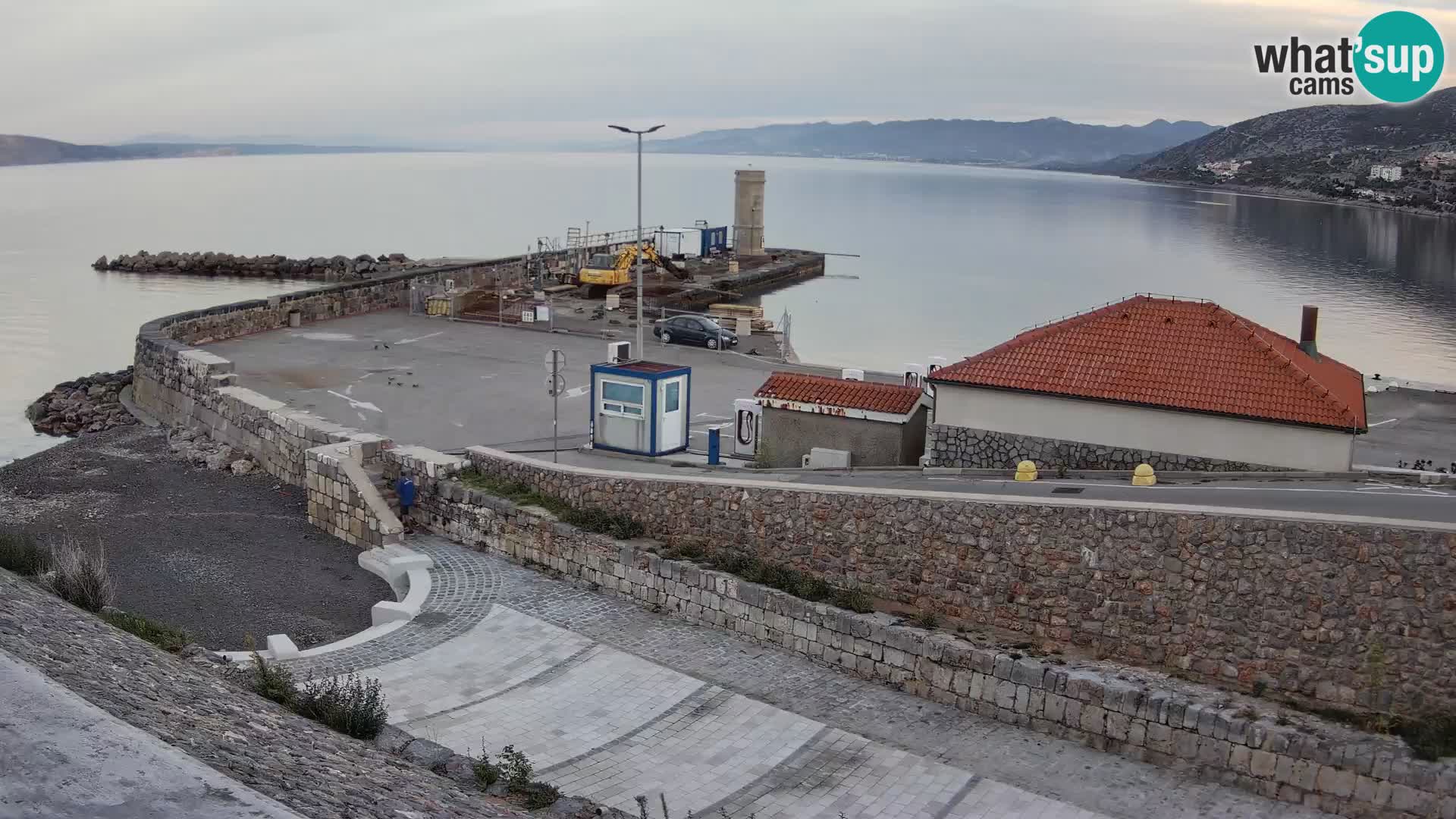 Webcam puerto de Senj – Rompeolas y faro en directo