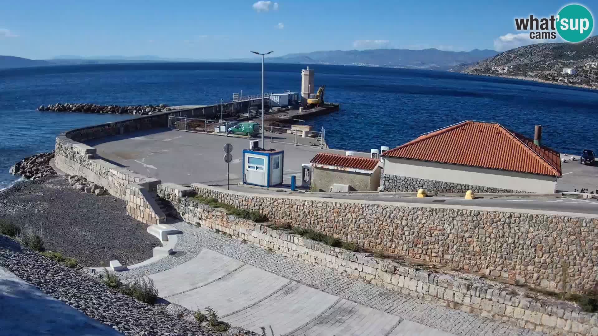 Webcam Porto di Segna – Frangiflutti e Faro in diretta