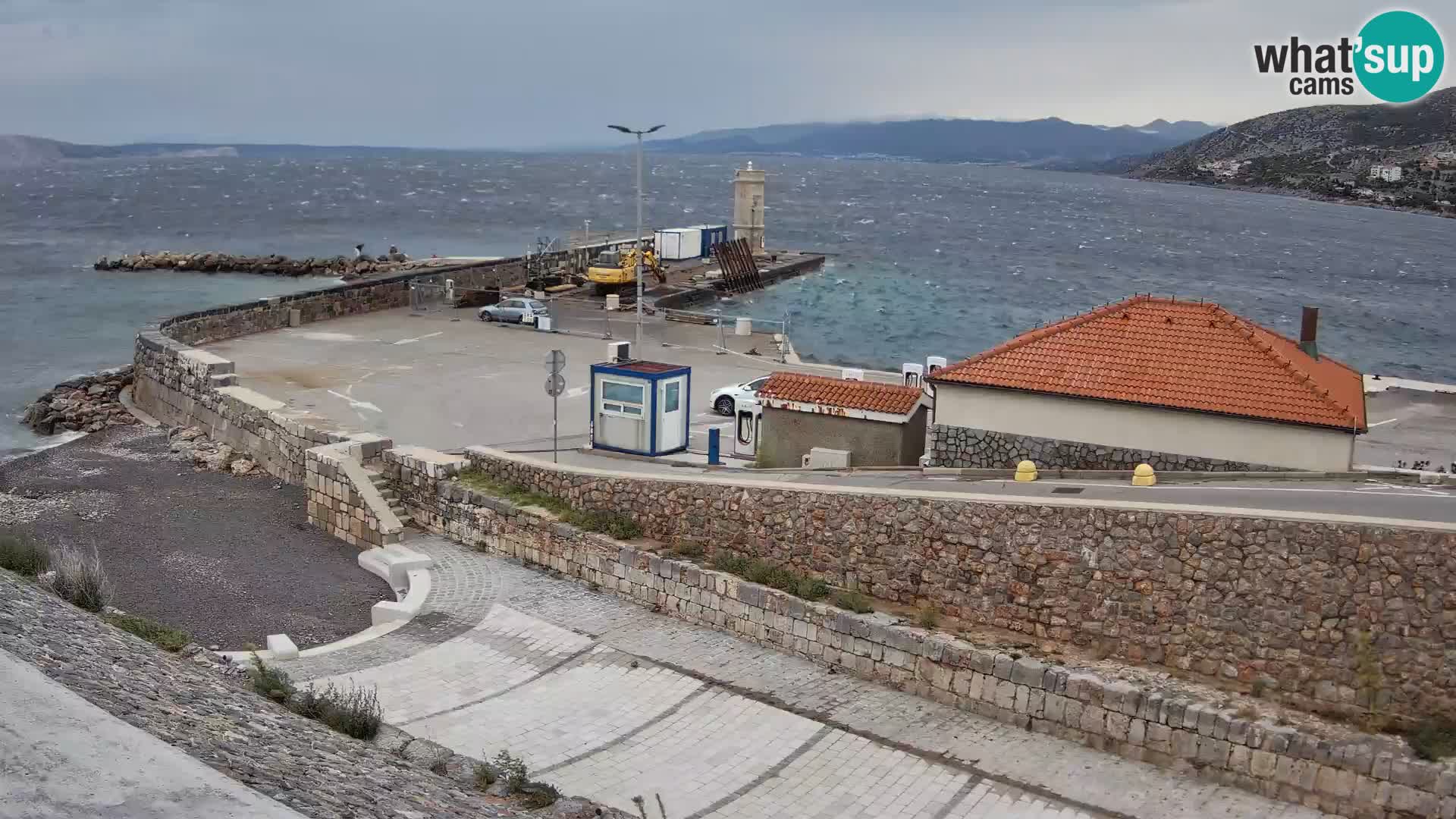 Senj Hafen Webcam – Wellenbrecher & Leuchtturm Liveblick