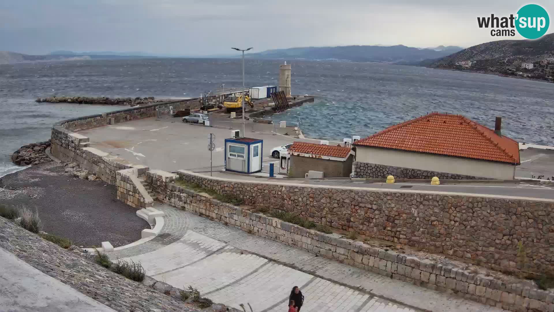 Senj Hafen Webcam – Wellenbrecher & Leuchtturm Liveblick
