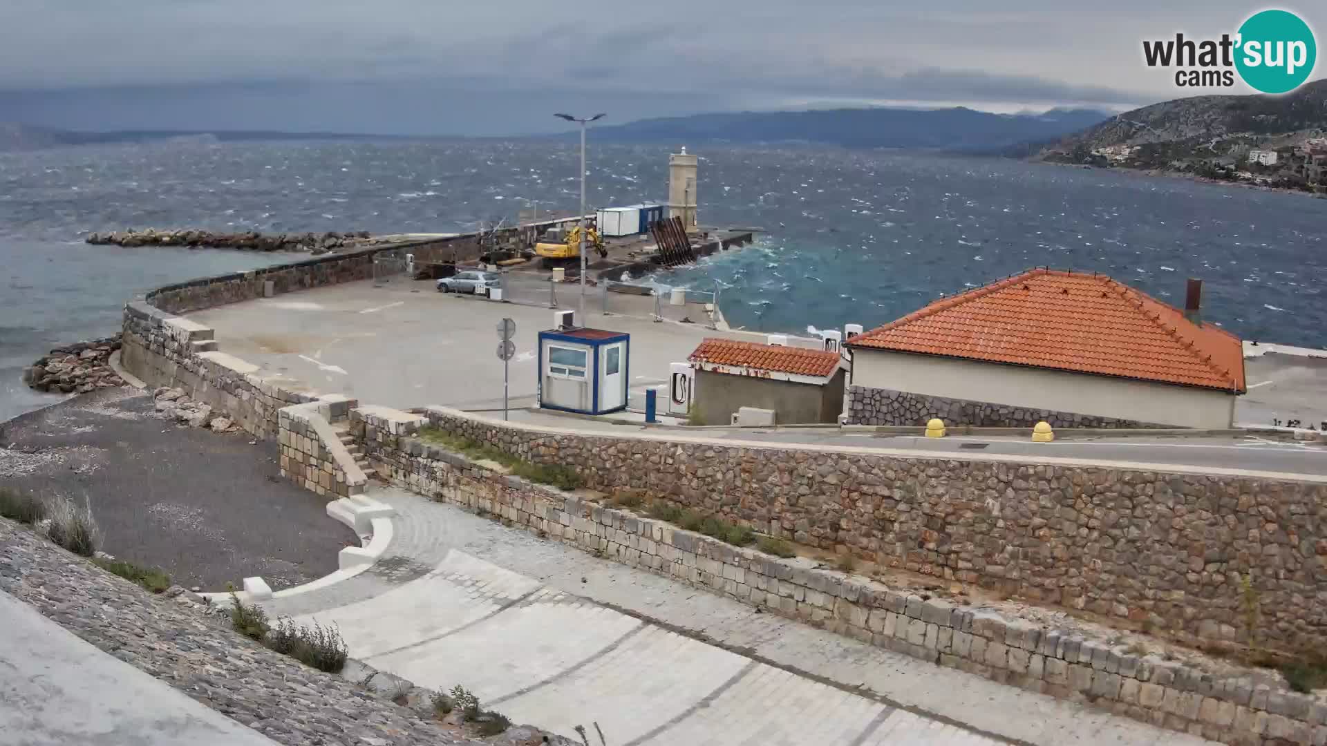 Webcam Porto di Segna – Frangiflutti e Faro in diretta